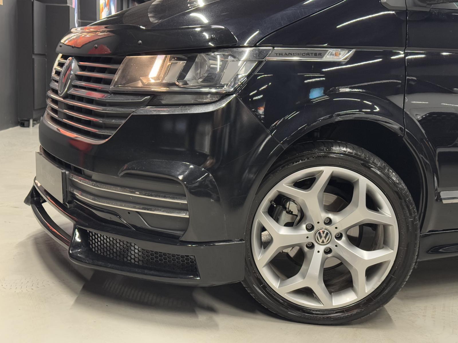 VOLKSWAGEN TRANSPORTER