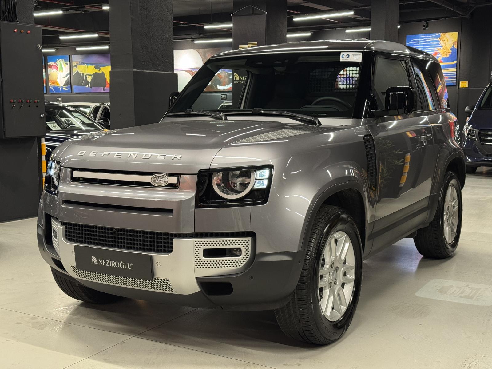 LAND ROVER DEFENDER