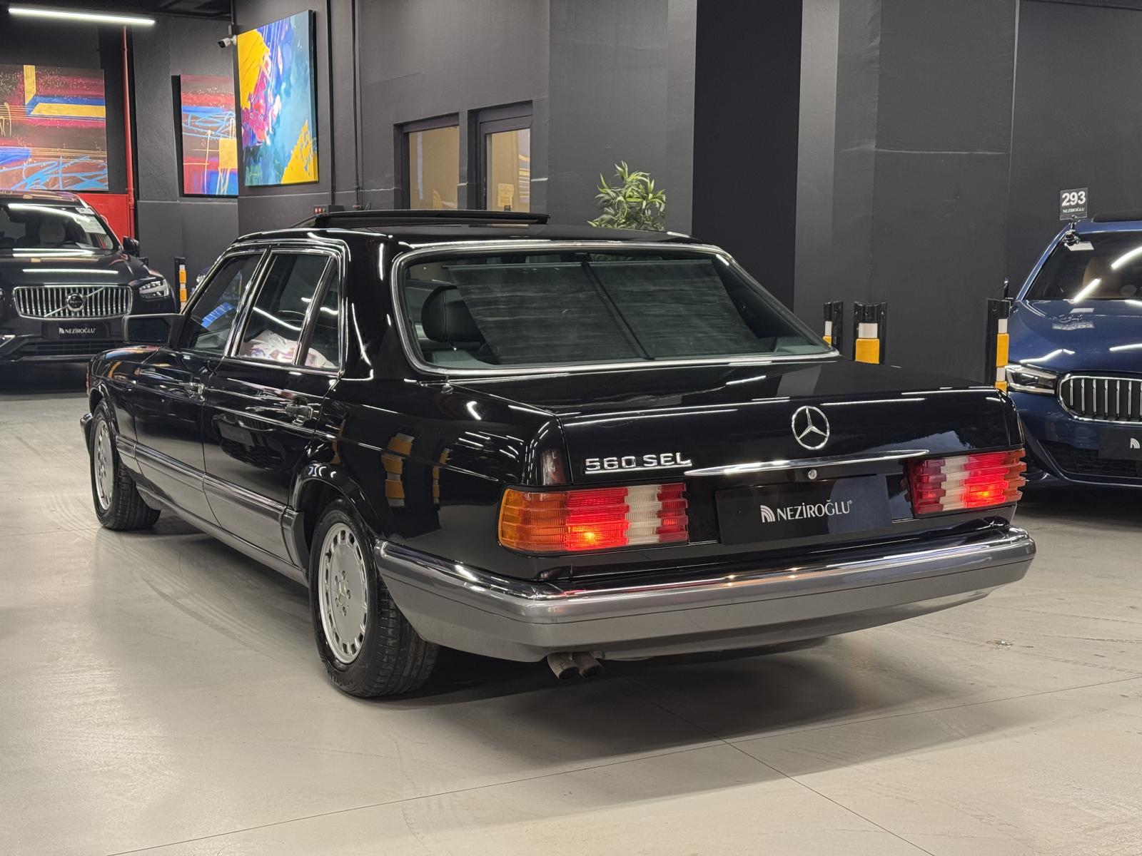 MERCEDES 560 SEL