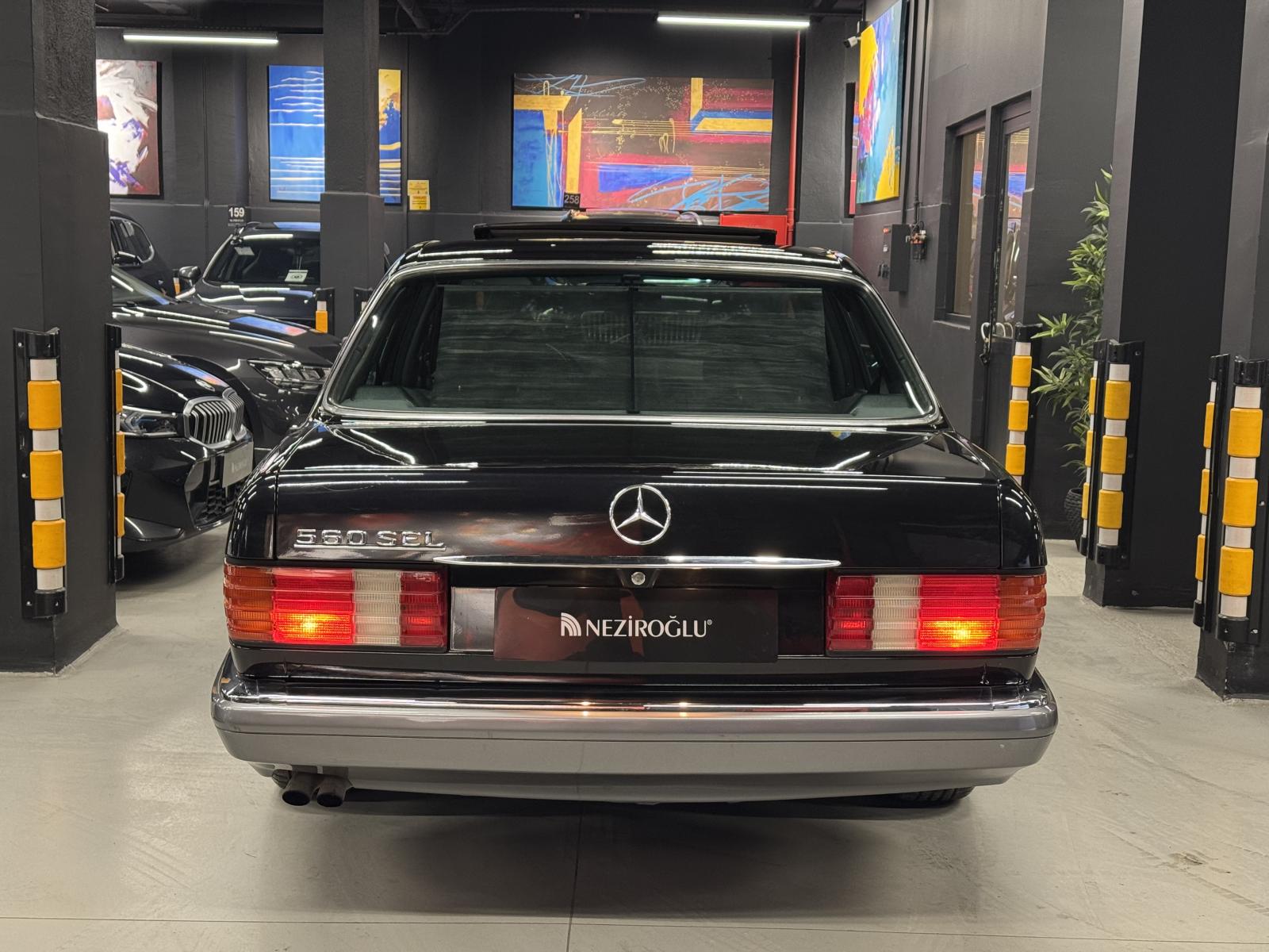 MERCEDES 560 SEL