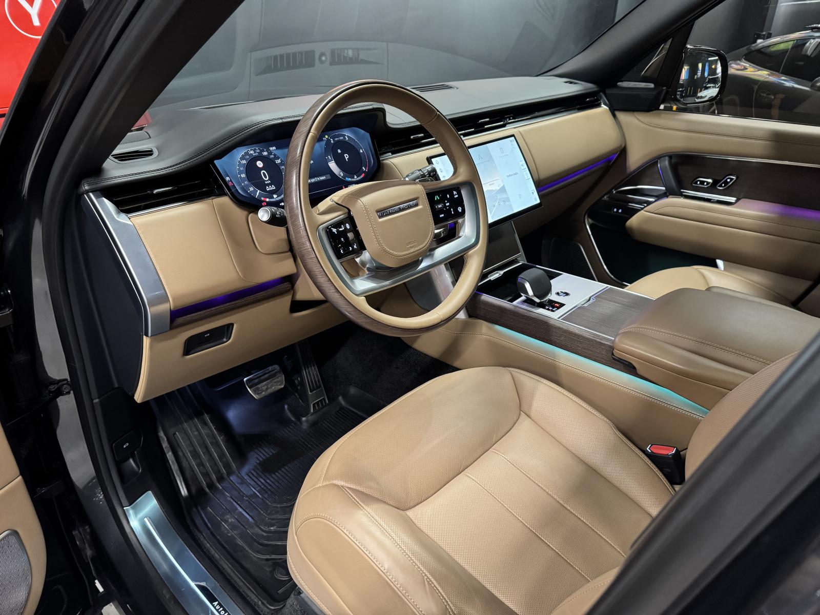 LAND ROVER RANGE ROVER
