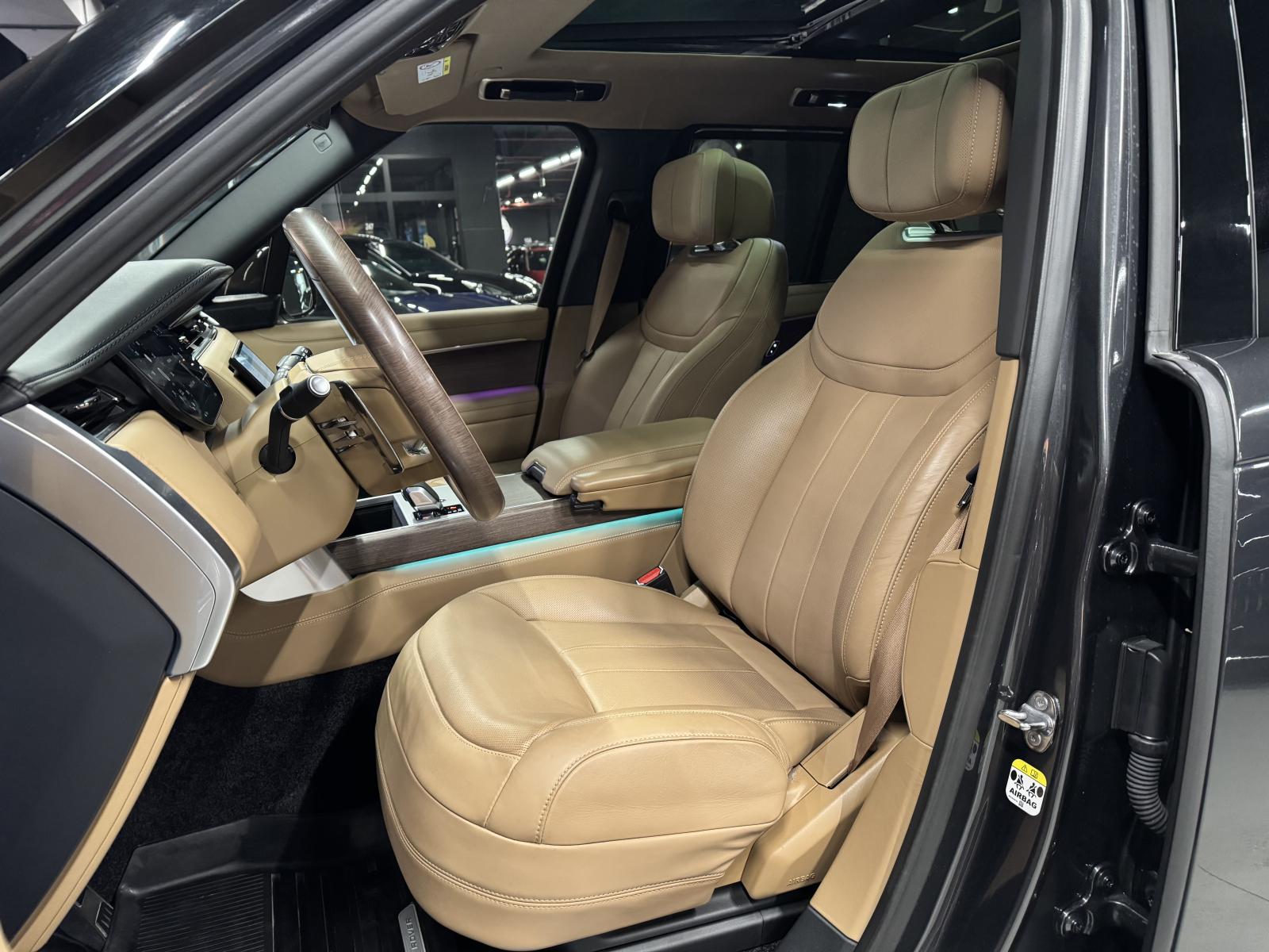 LAND ROVER RANGE ROVER