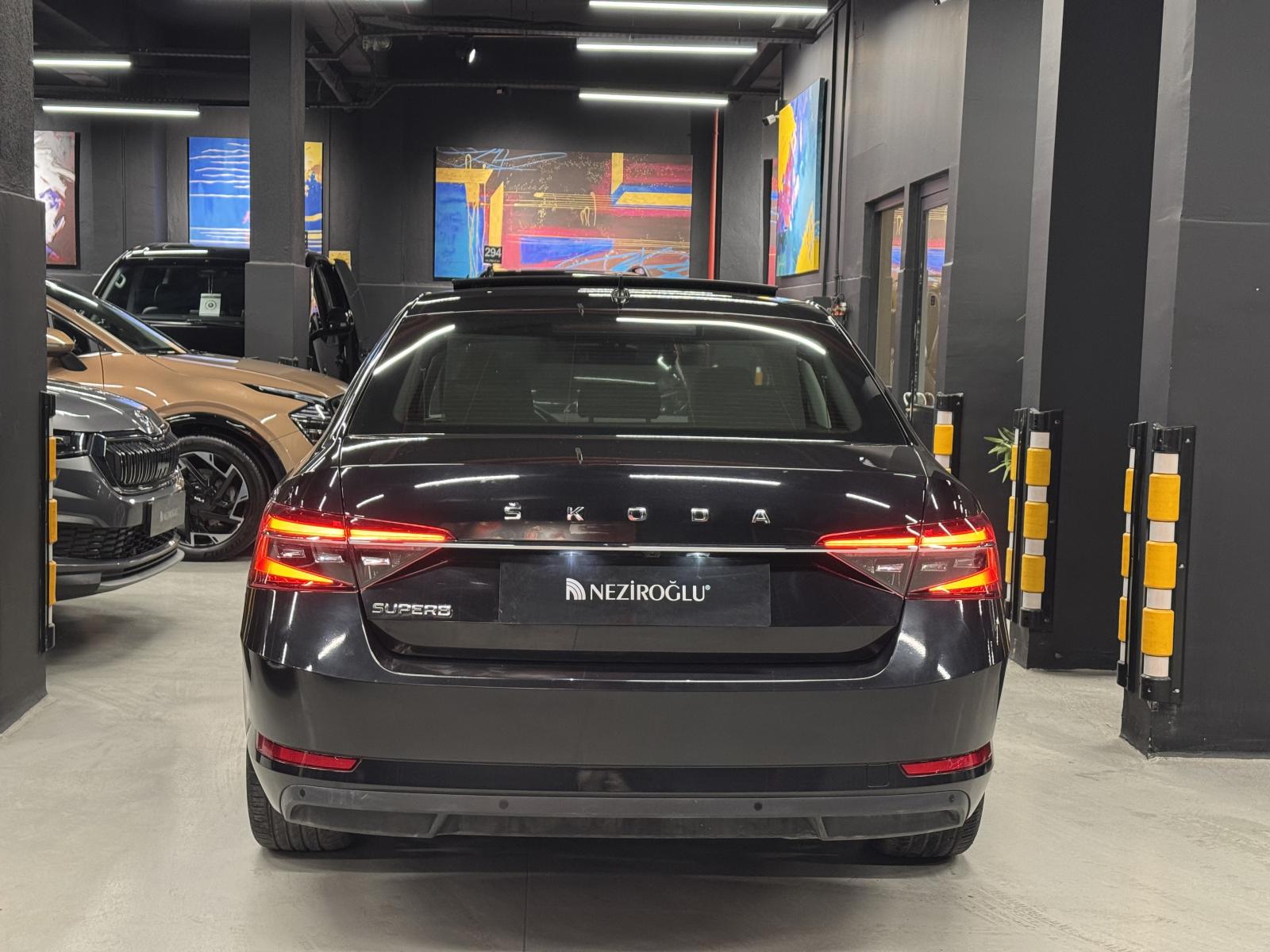 SKODA SUPERB