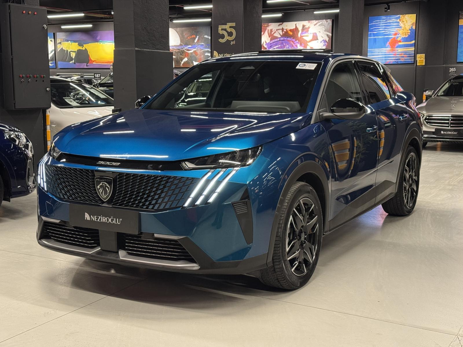 PEUGEOT 3008