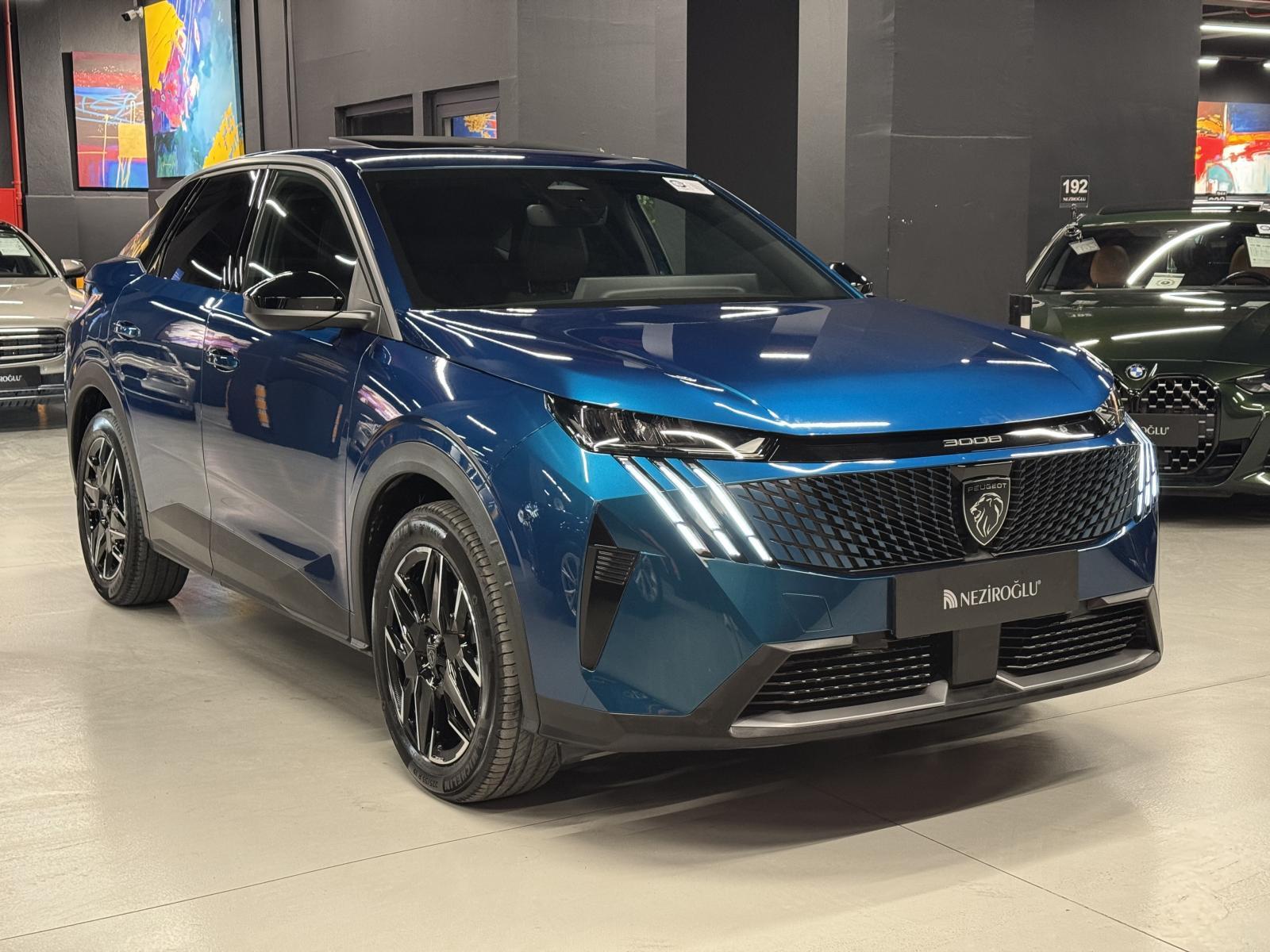 PEUGEOT 3008
