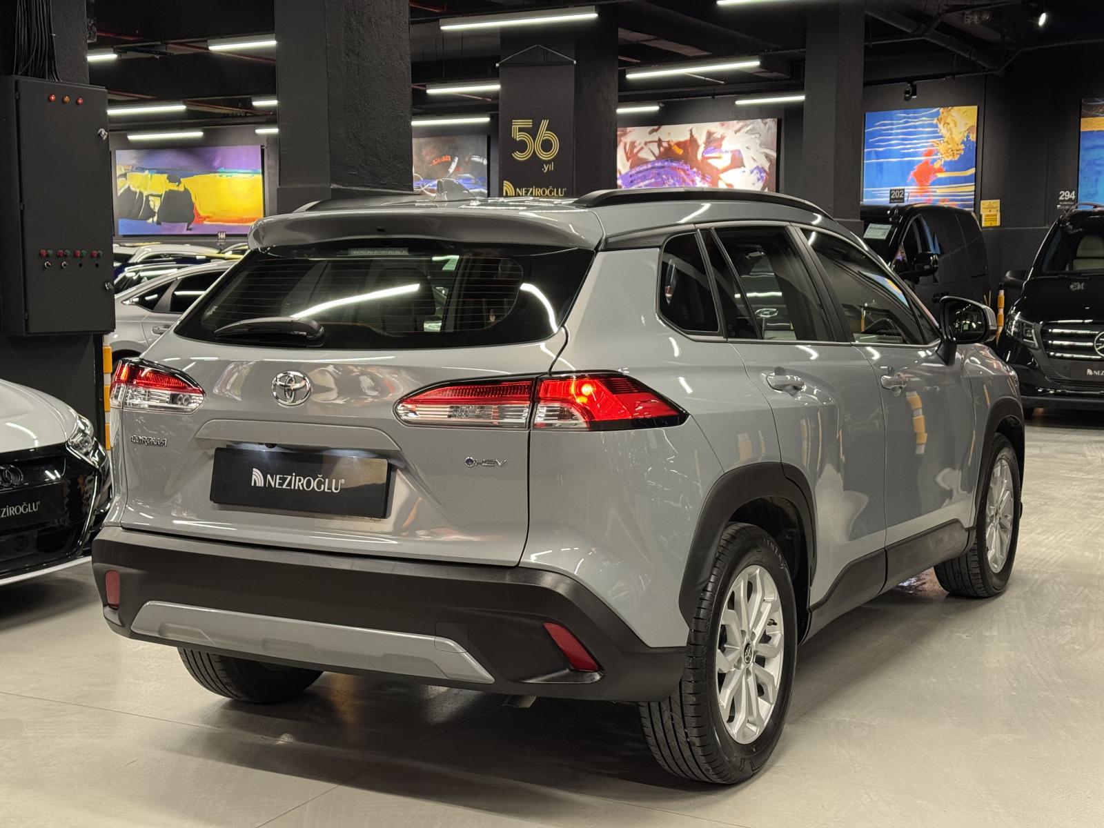 TOYOTA COROLLA CROSS