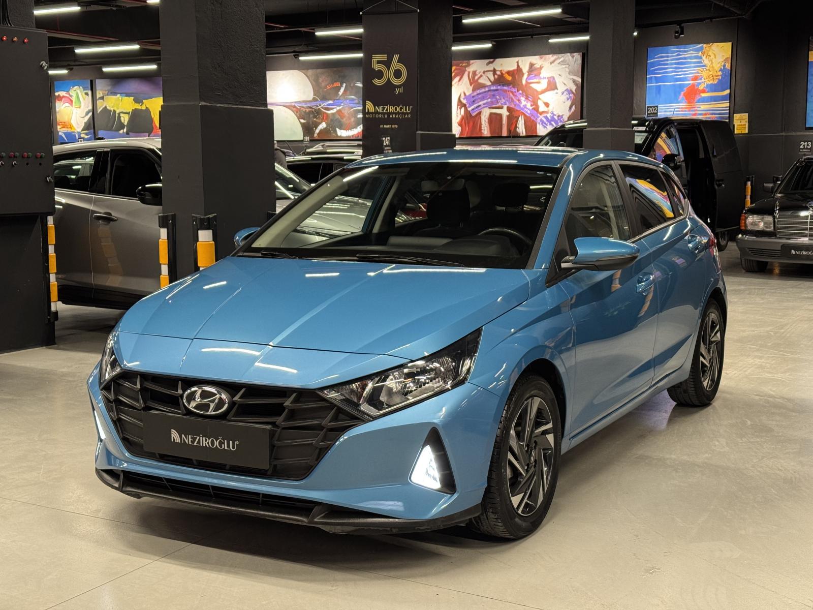 HYUNDAI i20