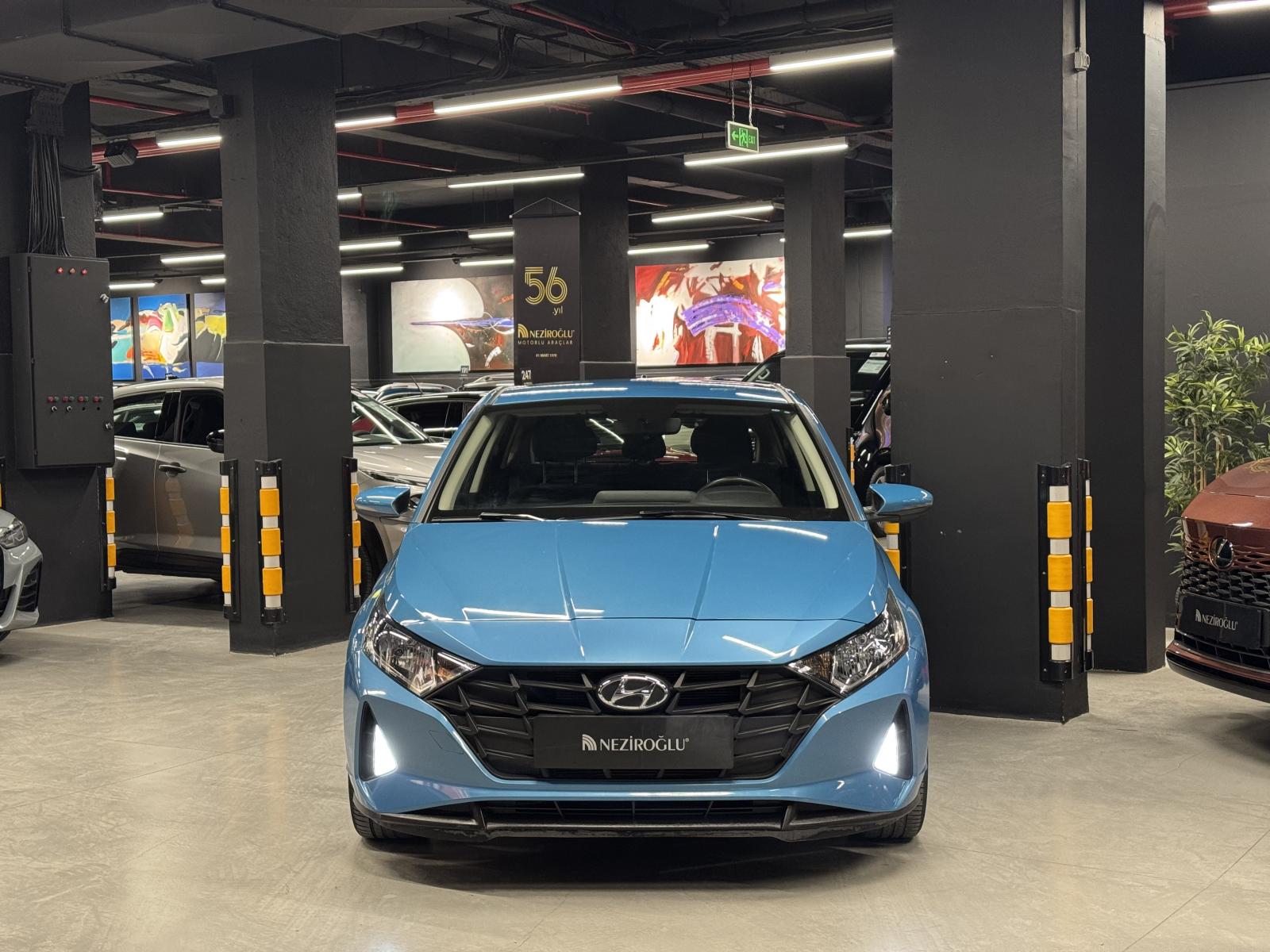HYUNDAI i20
