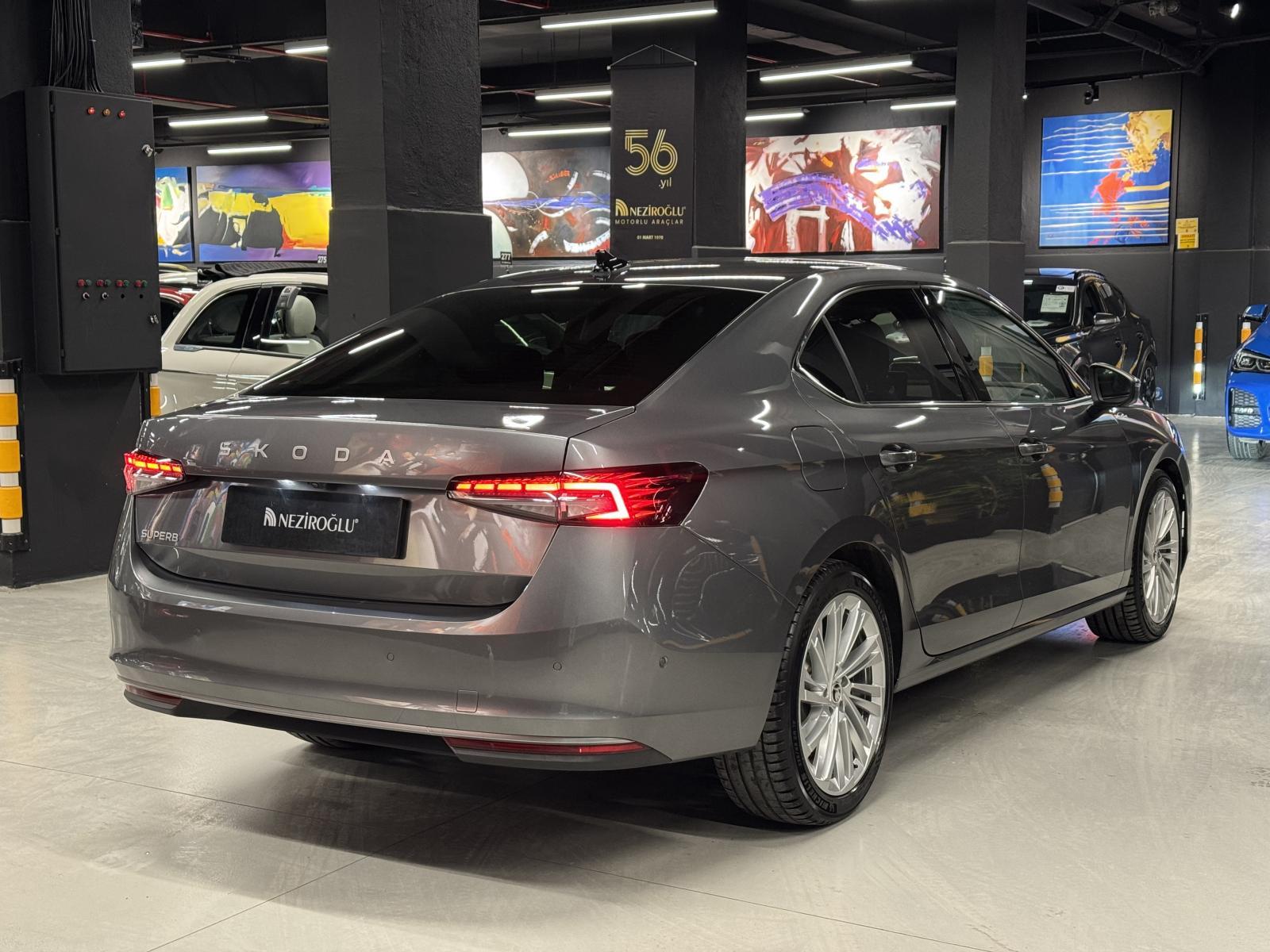 SKODA SUPERB