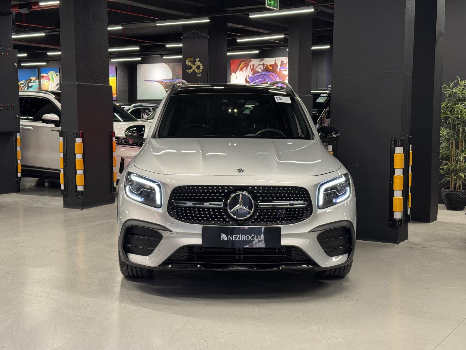 MERCEDES GLB