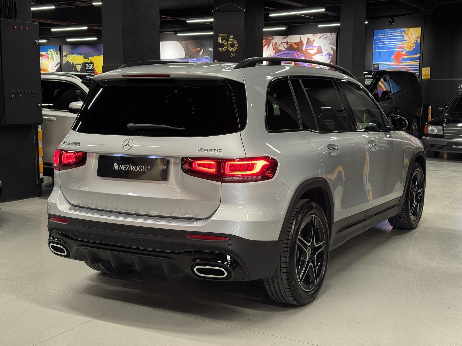 MERCEDES GLB