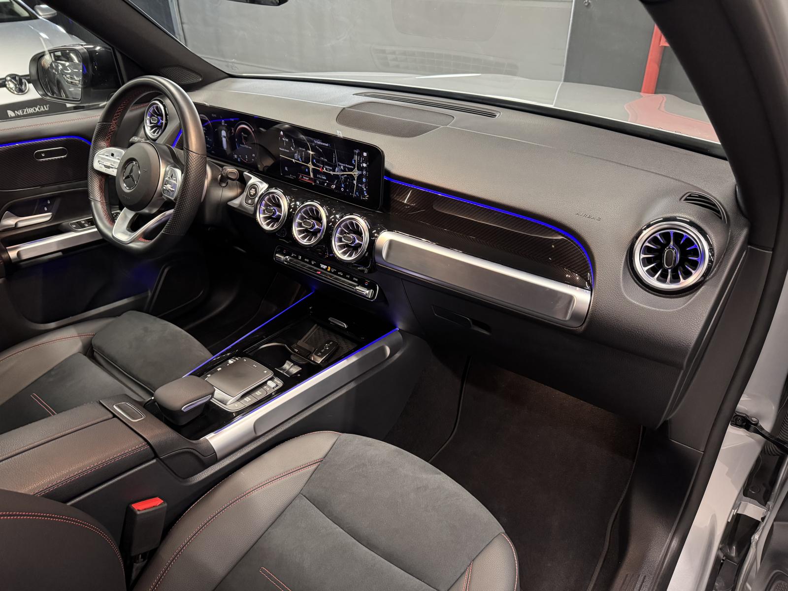 MERCEDES GLB
