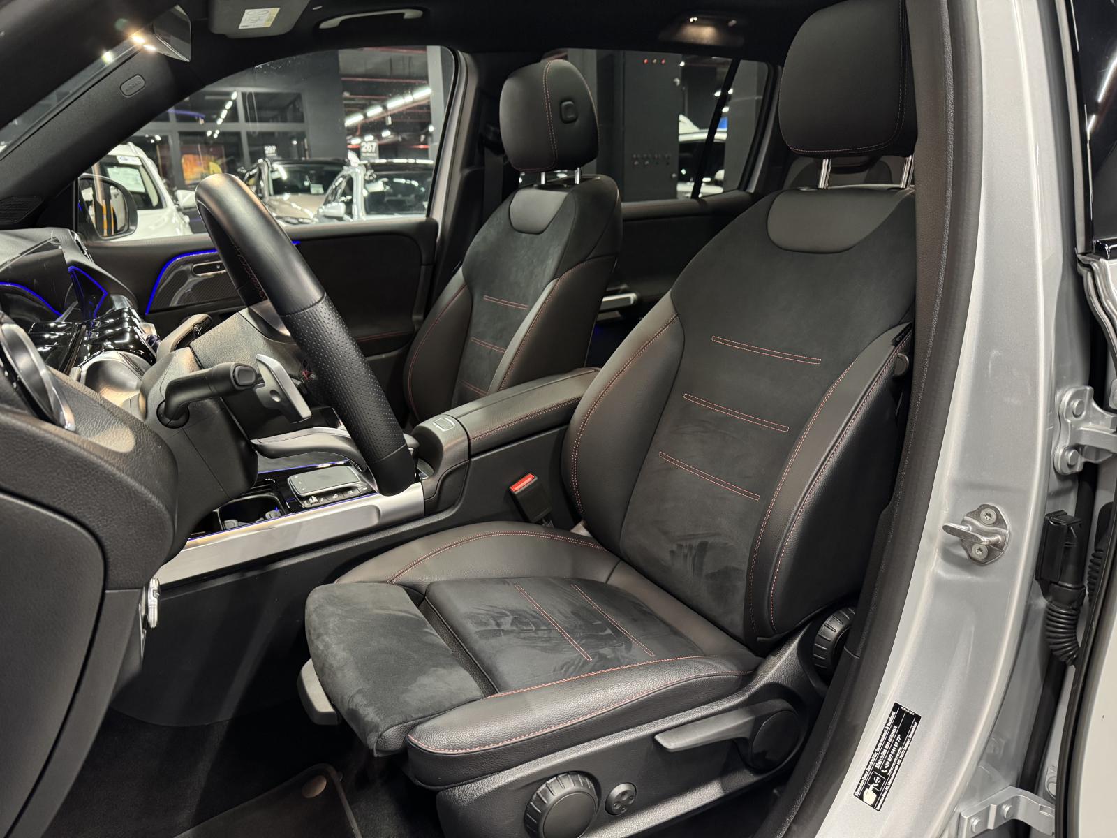 MERCEDES GLB
