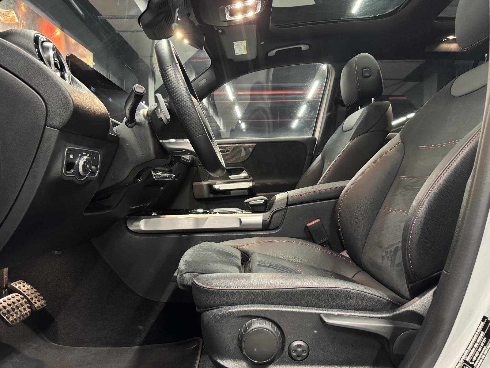 MERCEDES GLB