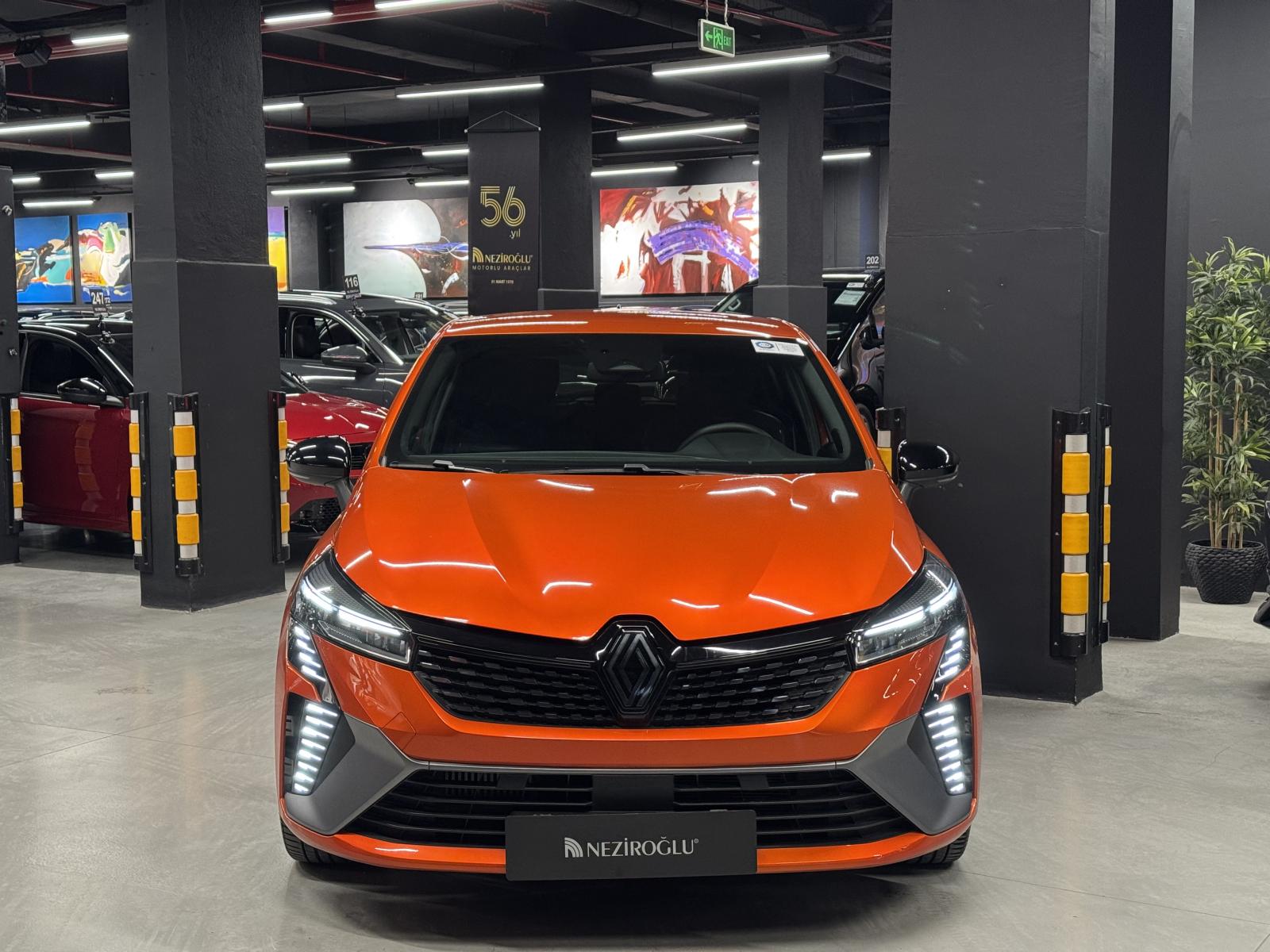 RENAULT CLIO