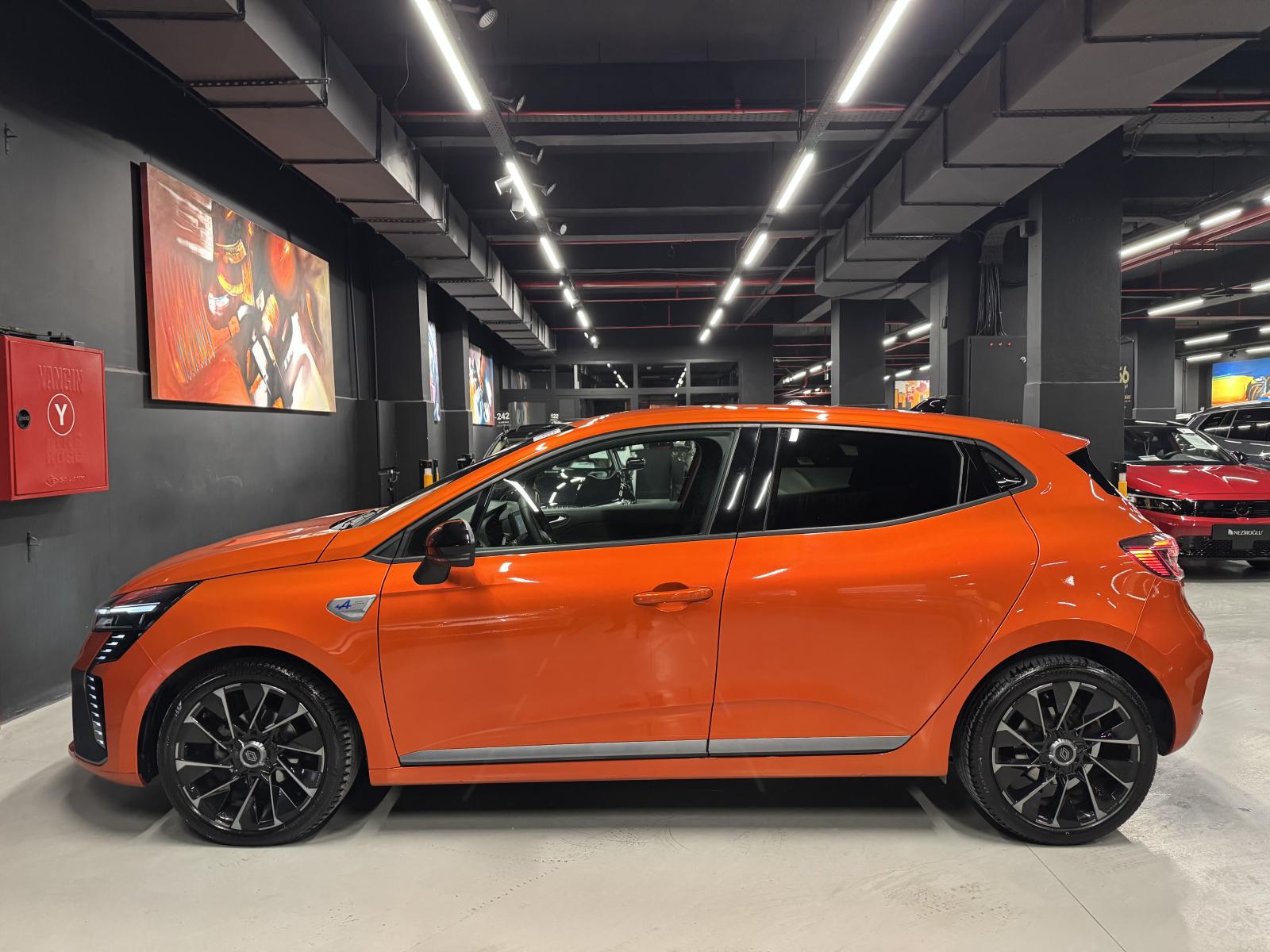 RENAULT CLIO