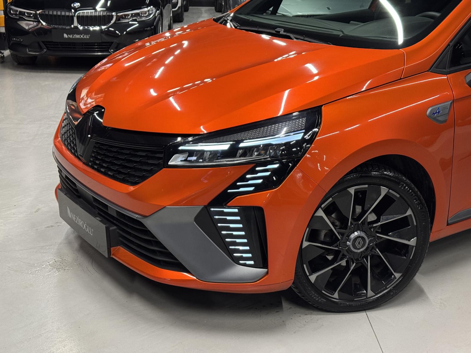 RENAULT CLIO