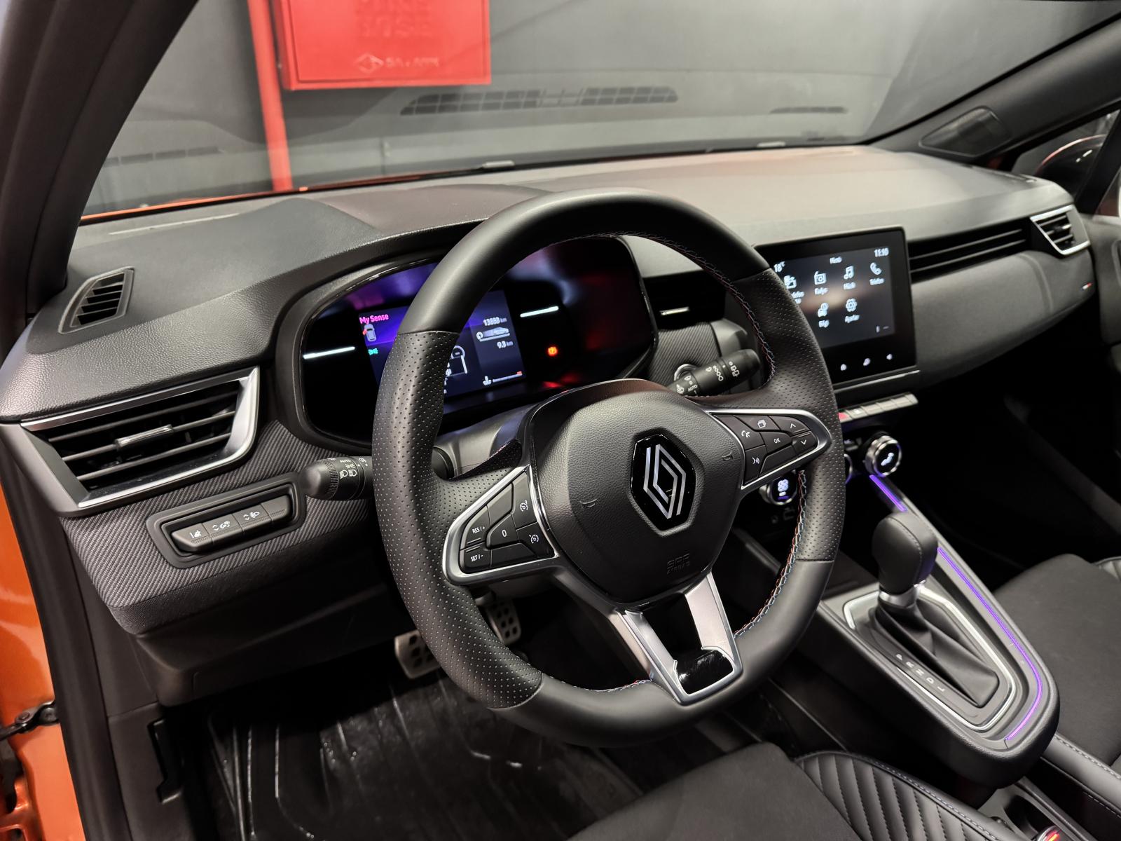 RENAULT CLIO