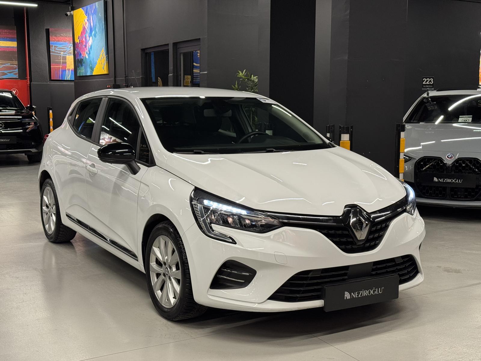 RENAULT CLIO