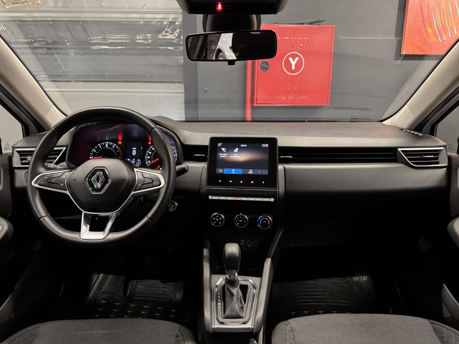 RENAULT CLIO