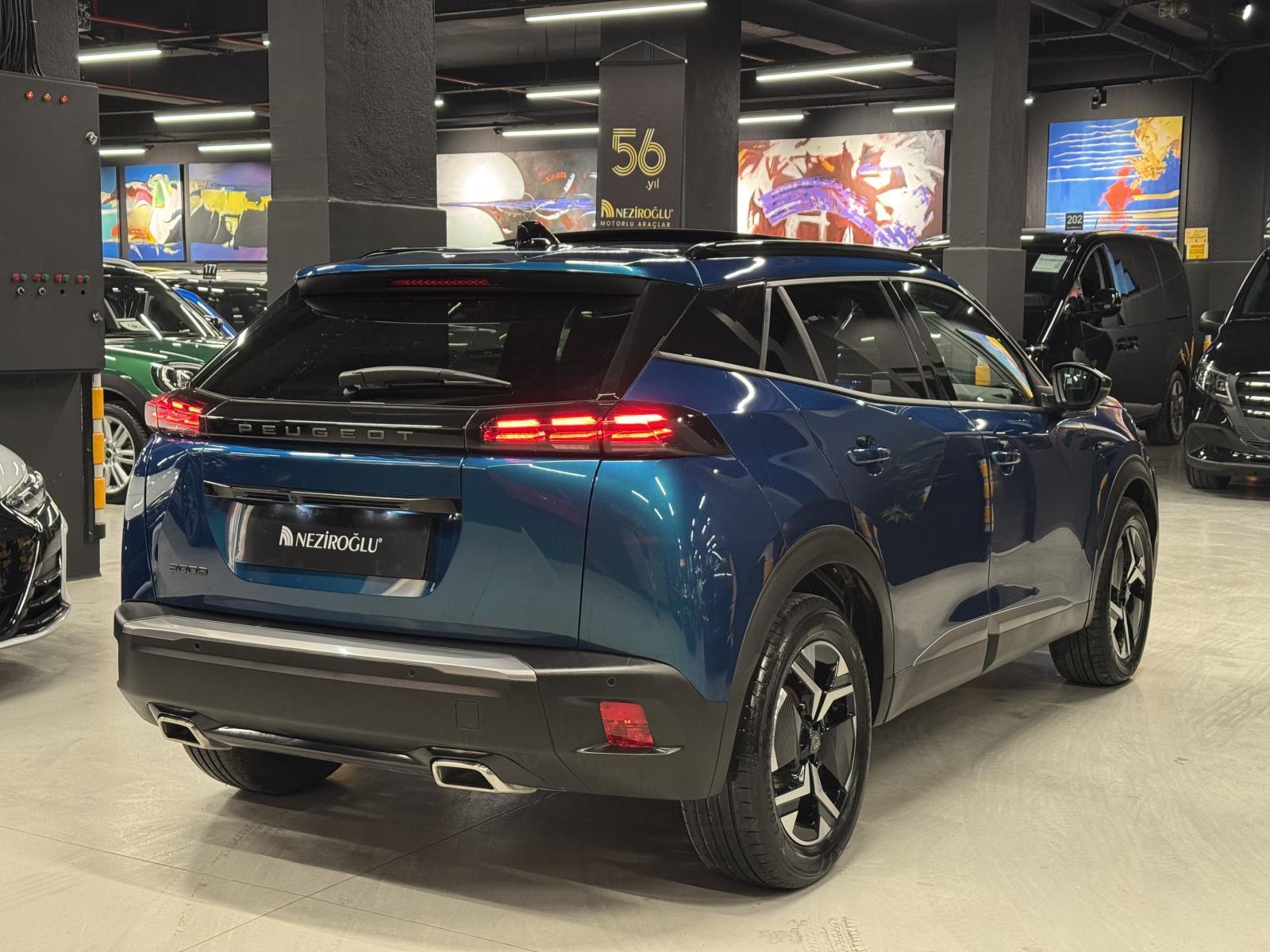 PEUGEOT 2008