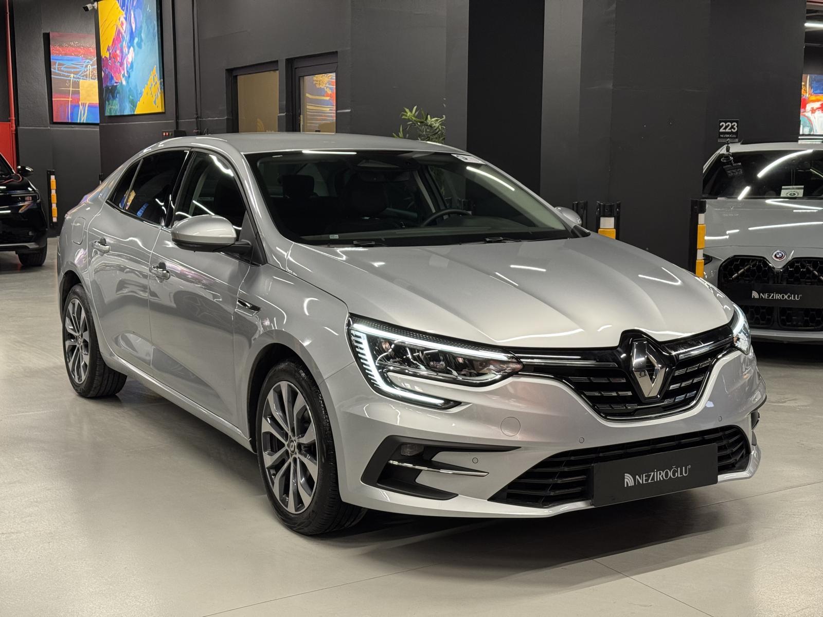 RENAULT MEGANE