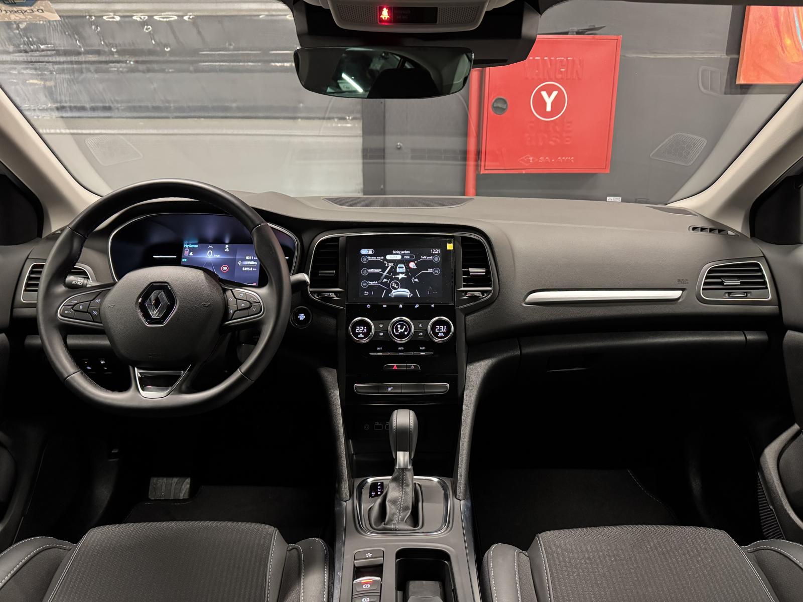 RENAULT MEGANE