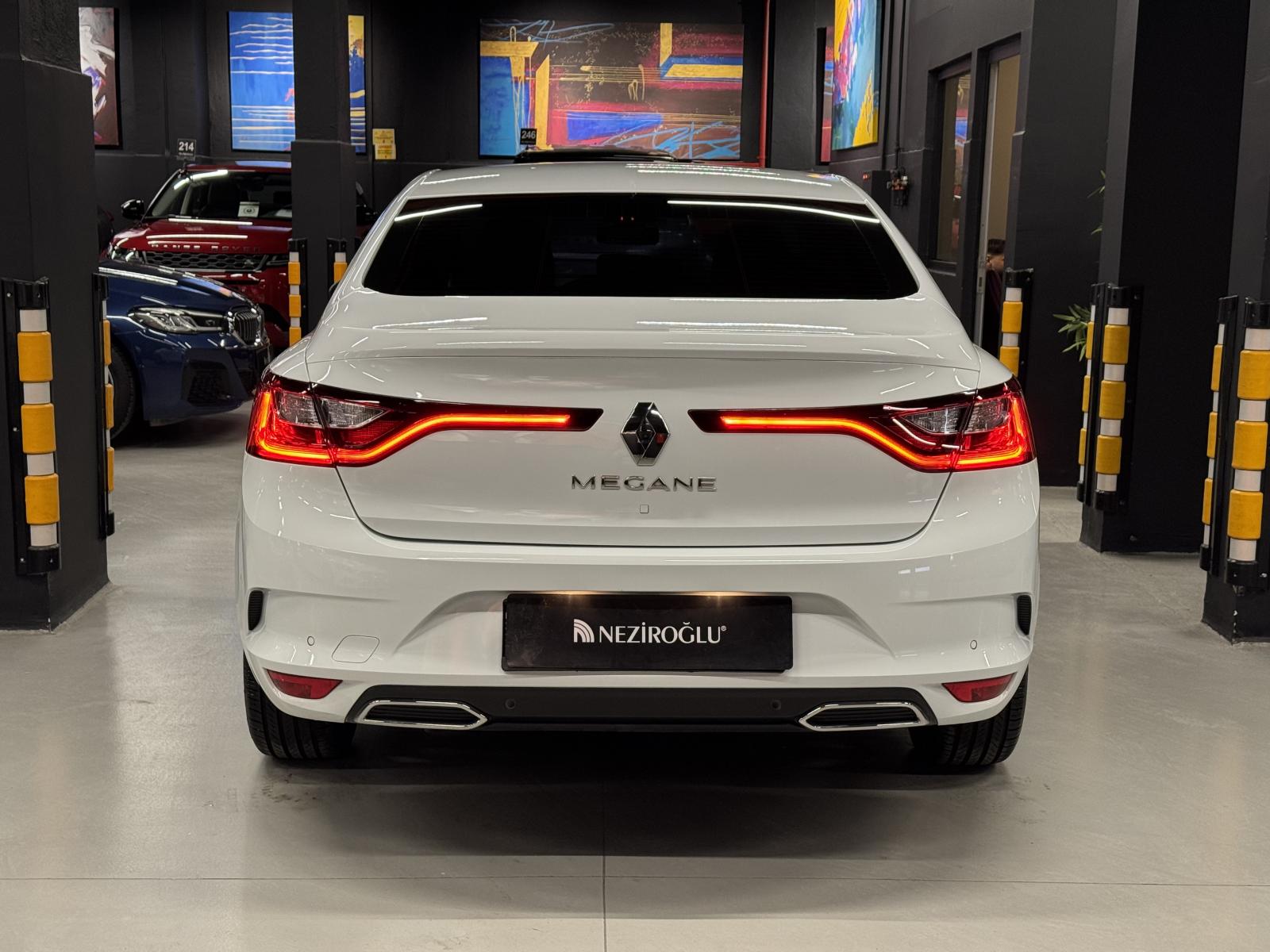 RENAULT MEGANE
