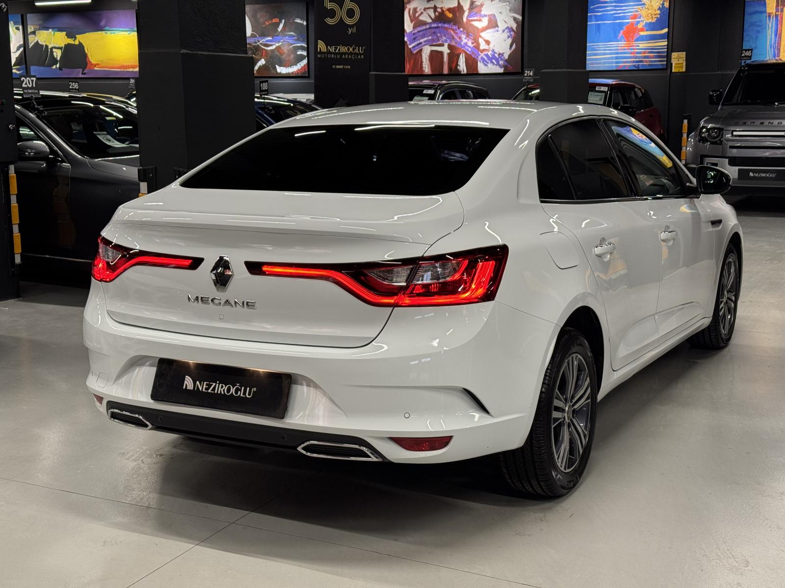 RENAULT MEGANE