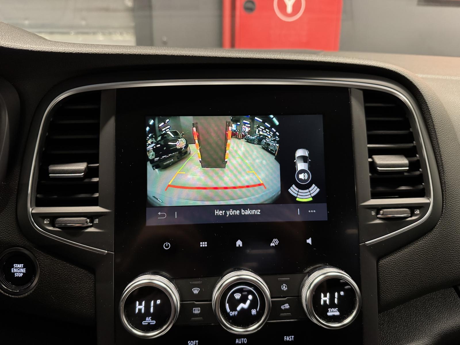 RENAULT MEGANE