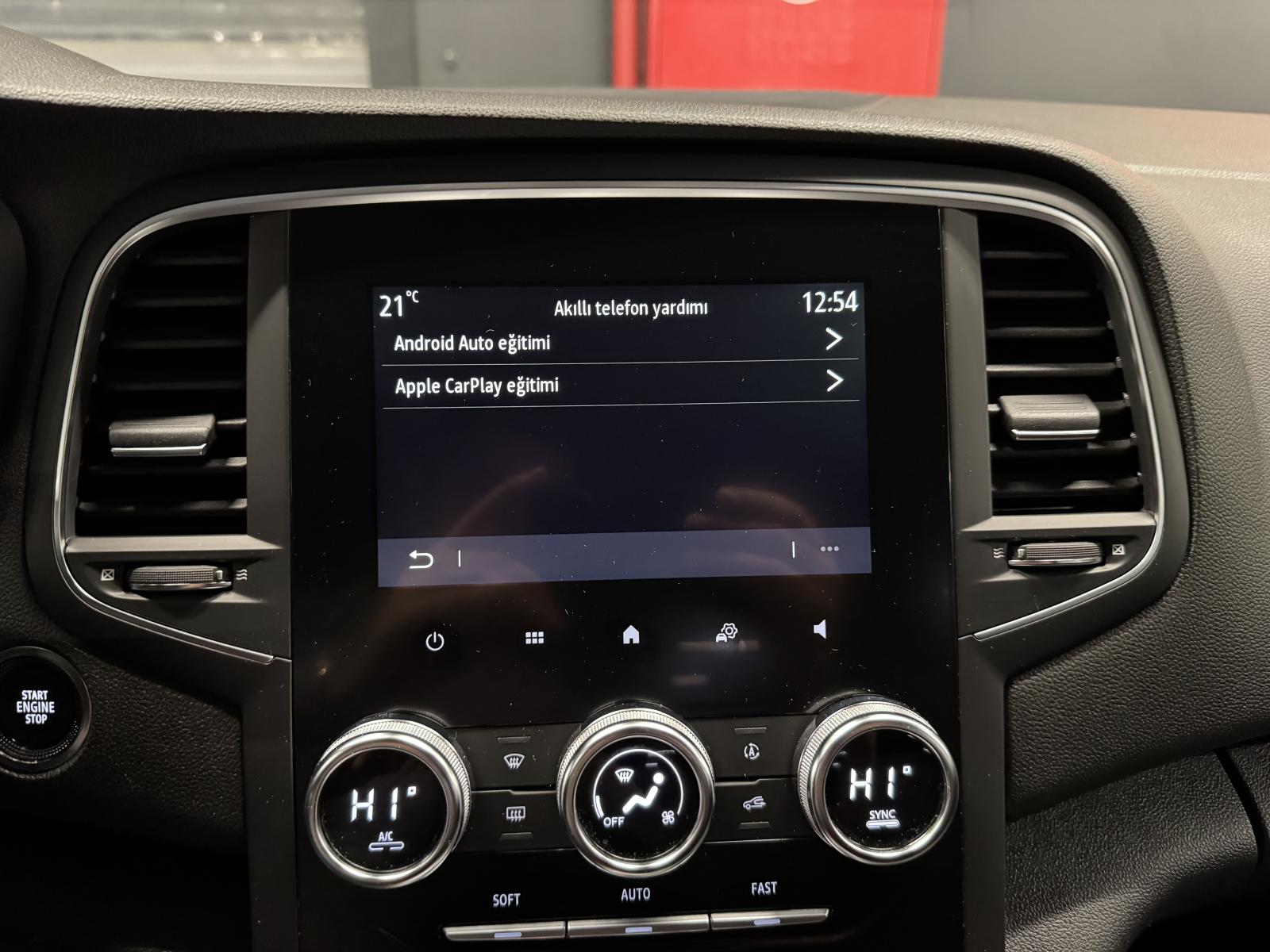 RENAULT MEGANE