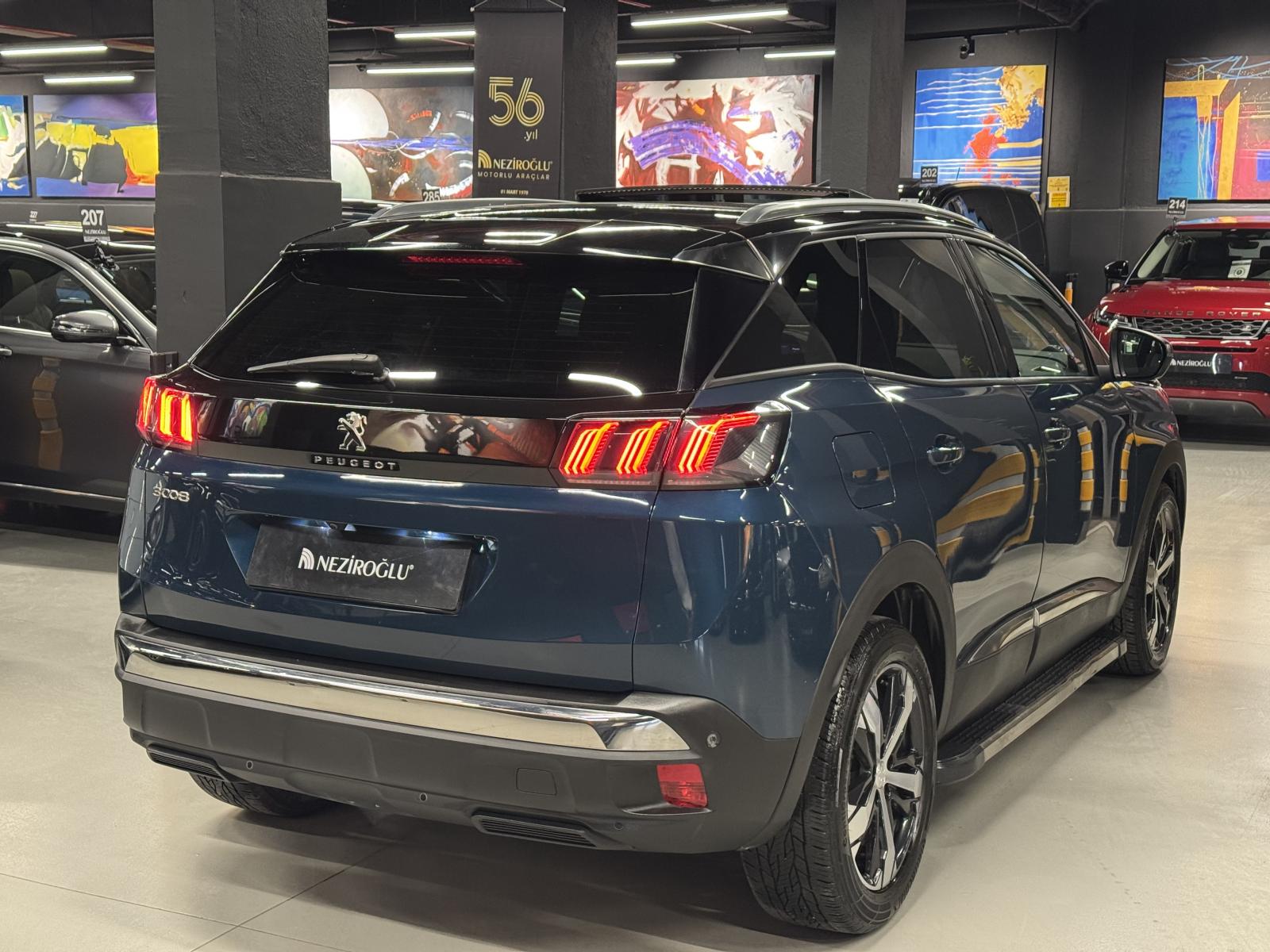 PEUGEOT 3008