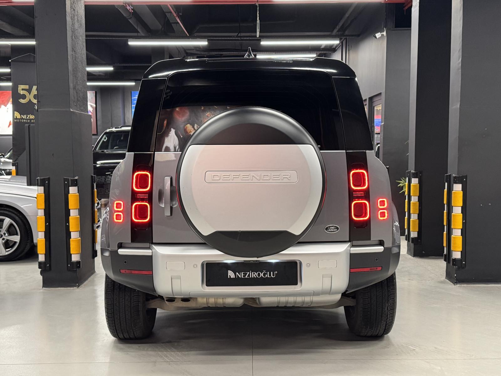 LAND ROVER DEFENDER