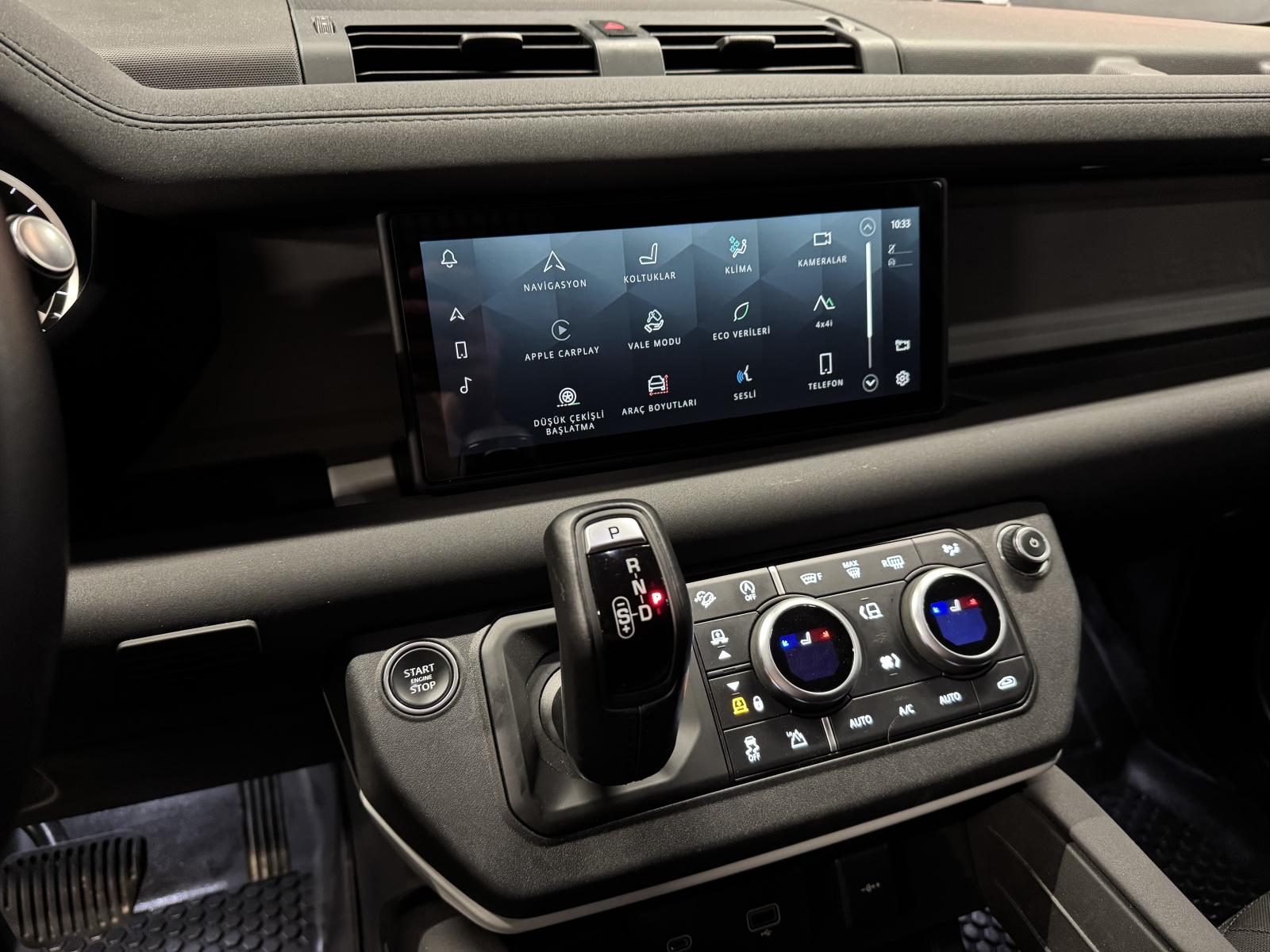 LAND ROVER DEFENDER