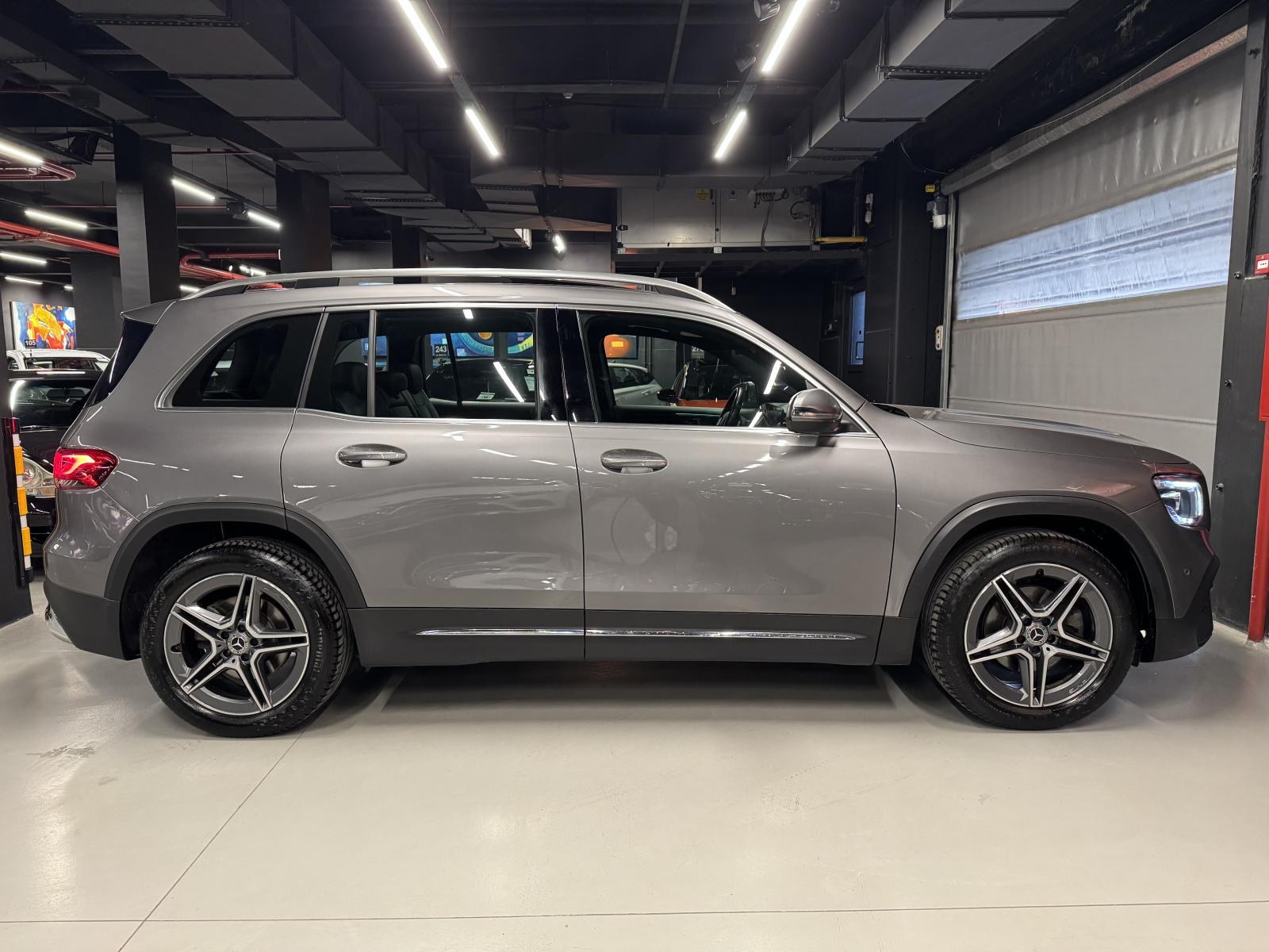MERCEDES GLB