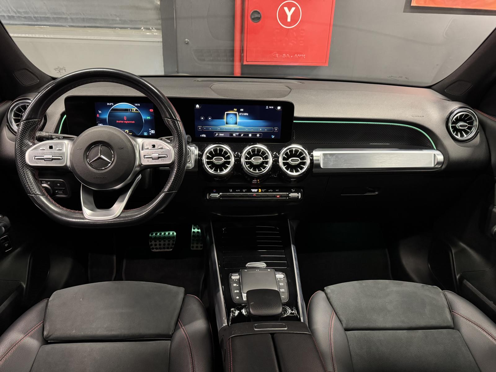 MERCEDES GLB