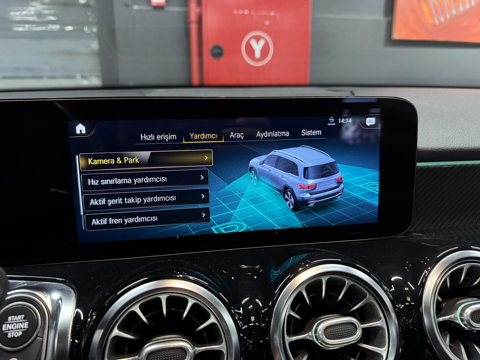 MERCEDES GLB