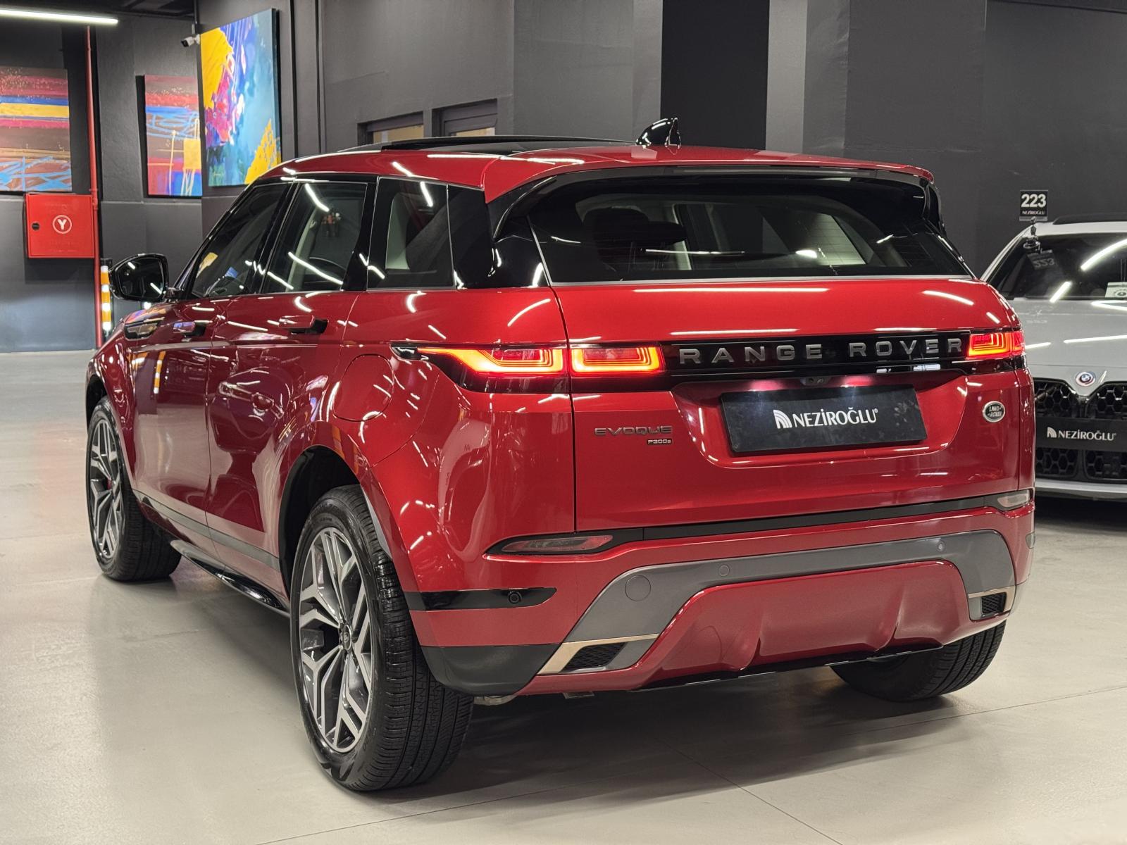 LAND ROVER RANGE ROVER EVOQUE
