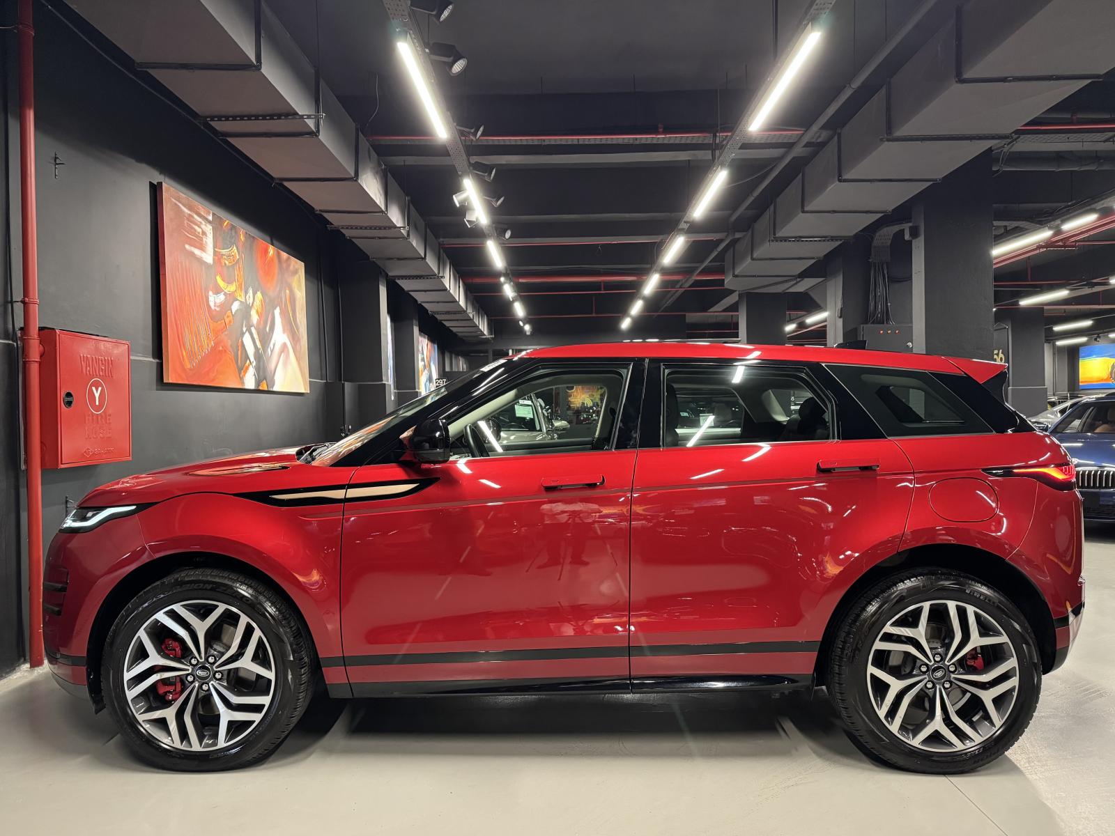 LAND ROVER RANGE ROVER EVOQUE