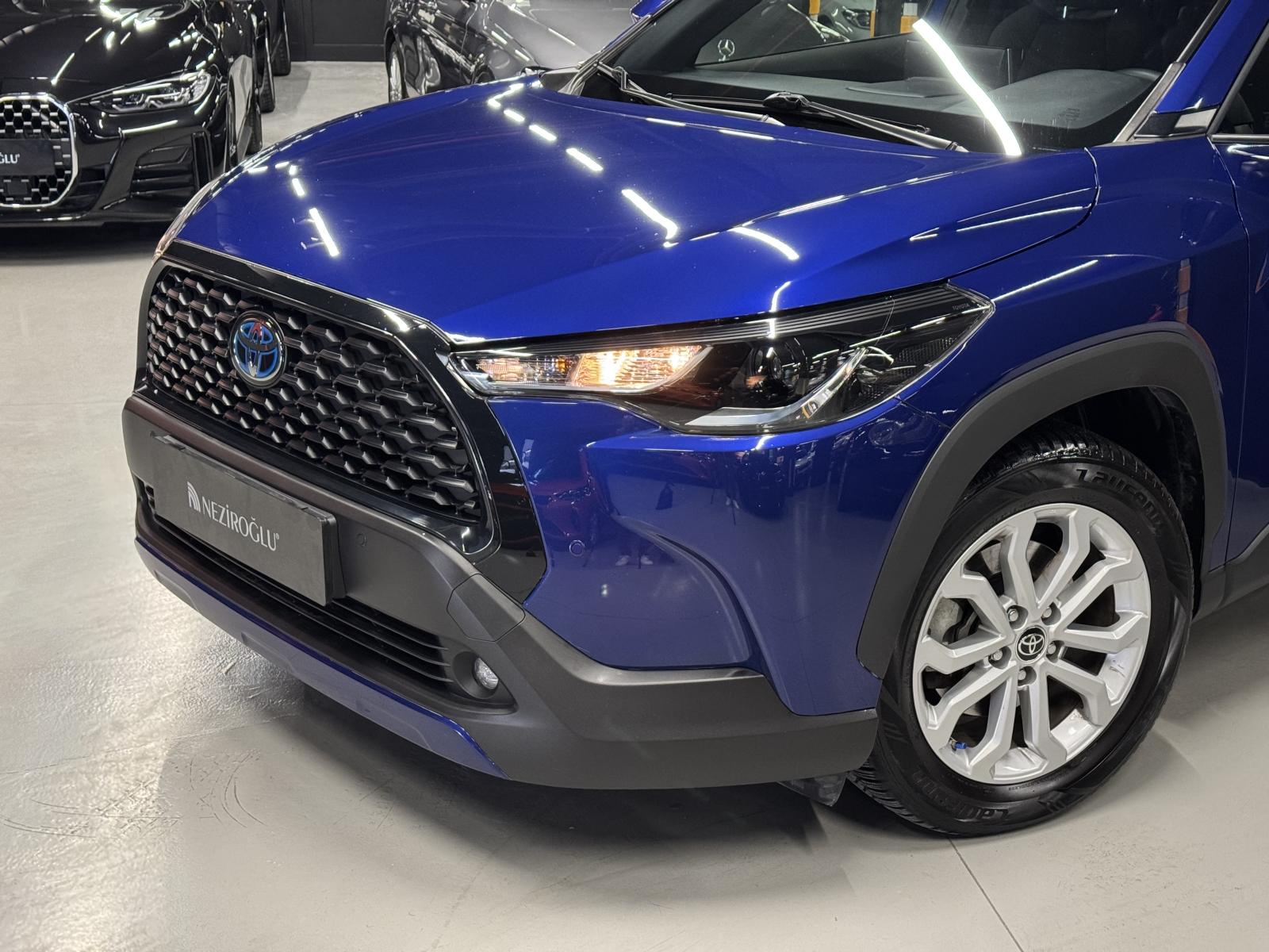 TOYOTA COROLLA CROSS