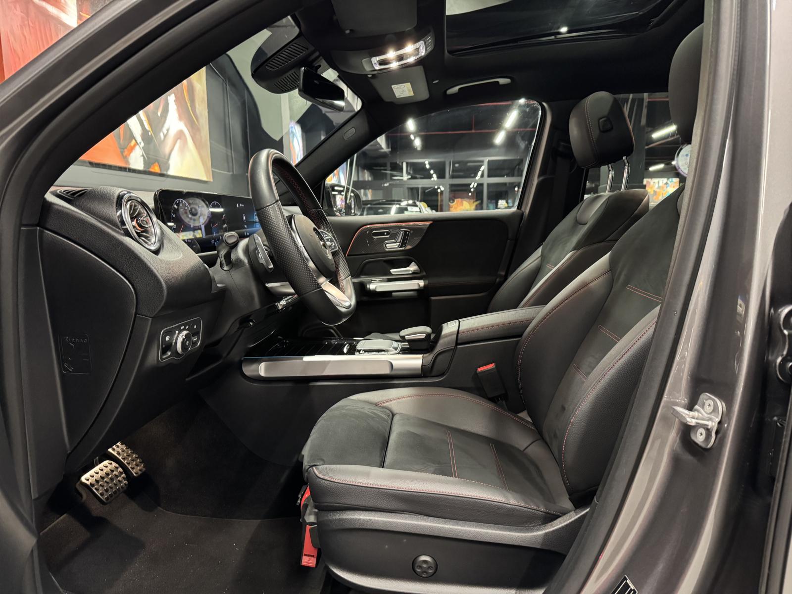 MERCEDES GLB