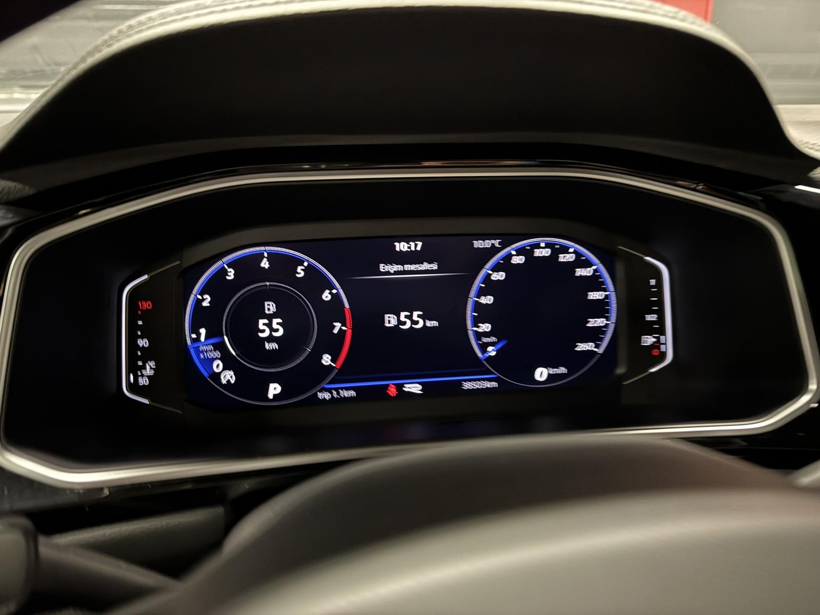 VOLKSWAGEN TROC