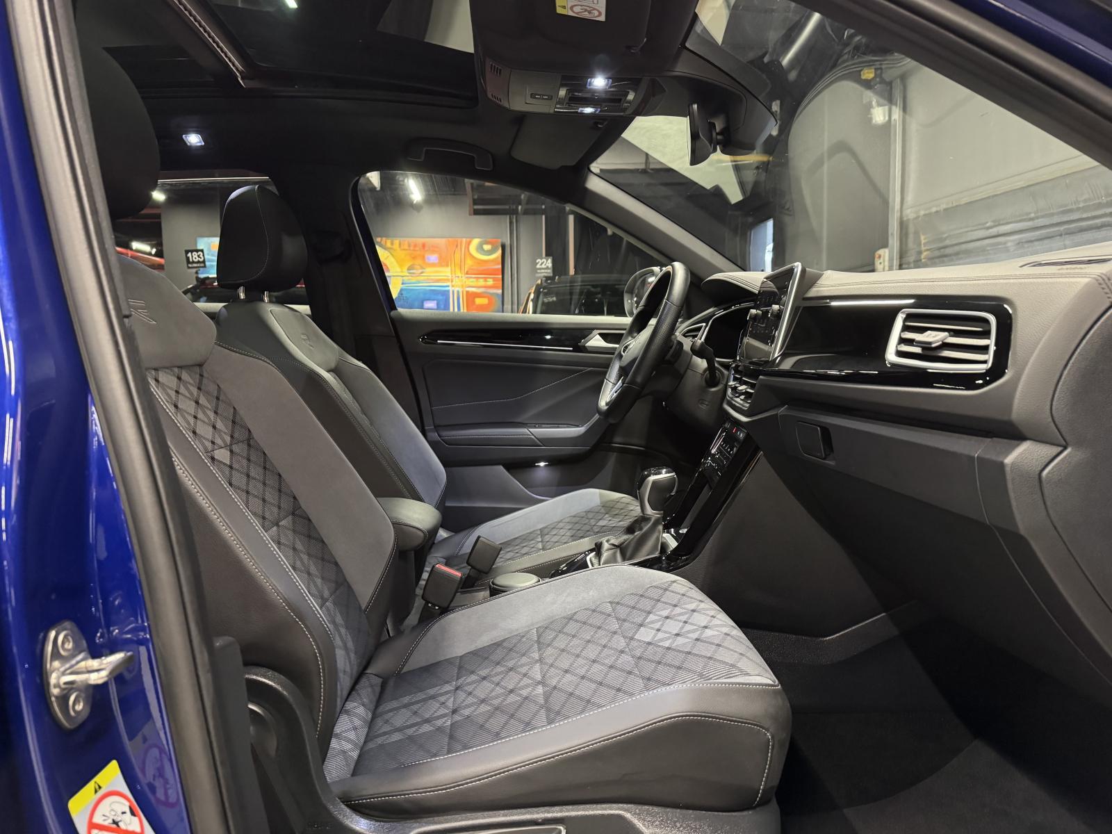 VOLKSWAGEN TROC