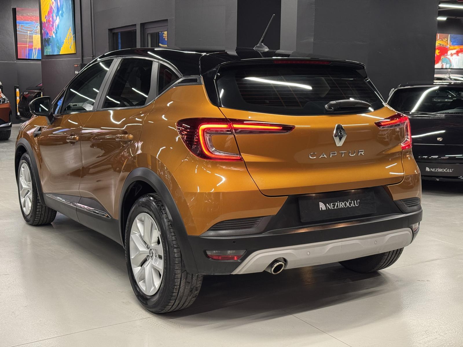 RENAULT CAPTUR