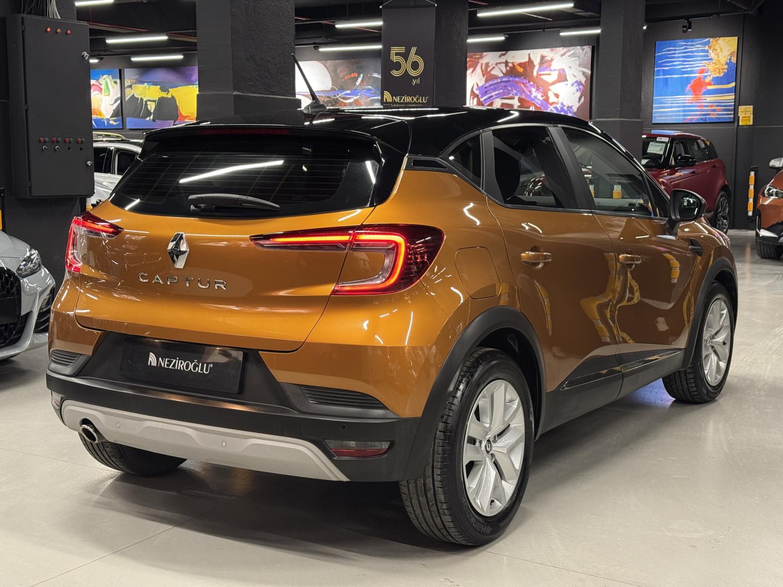 RENAULT CAPTUR