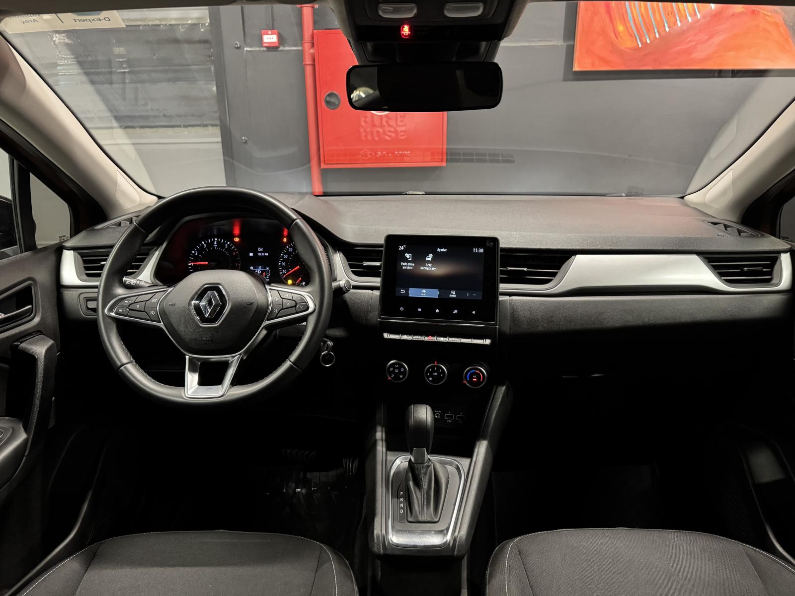 RENAULT CAPTUR
