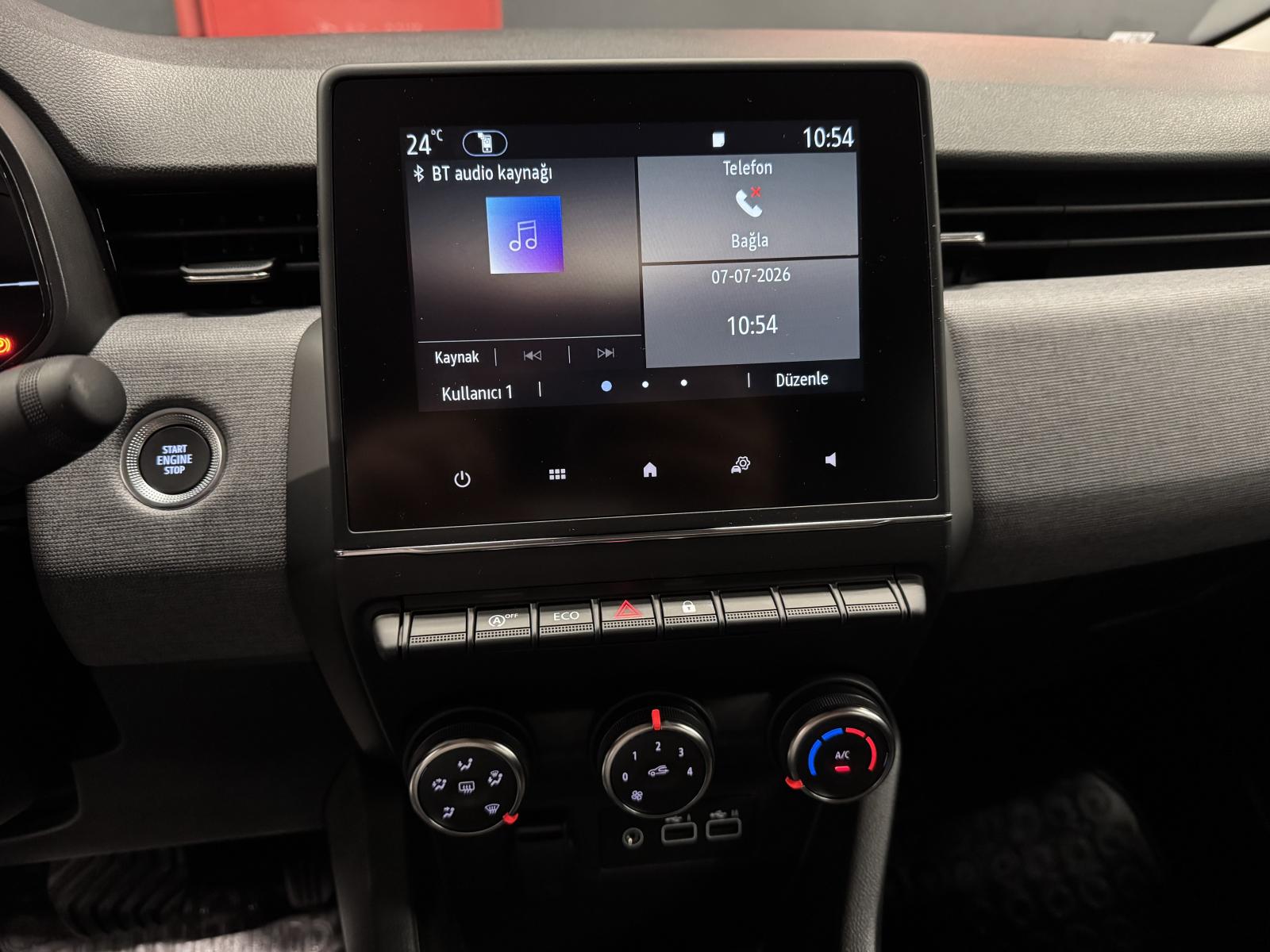 RENAULT CLIO