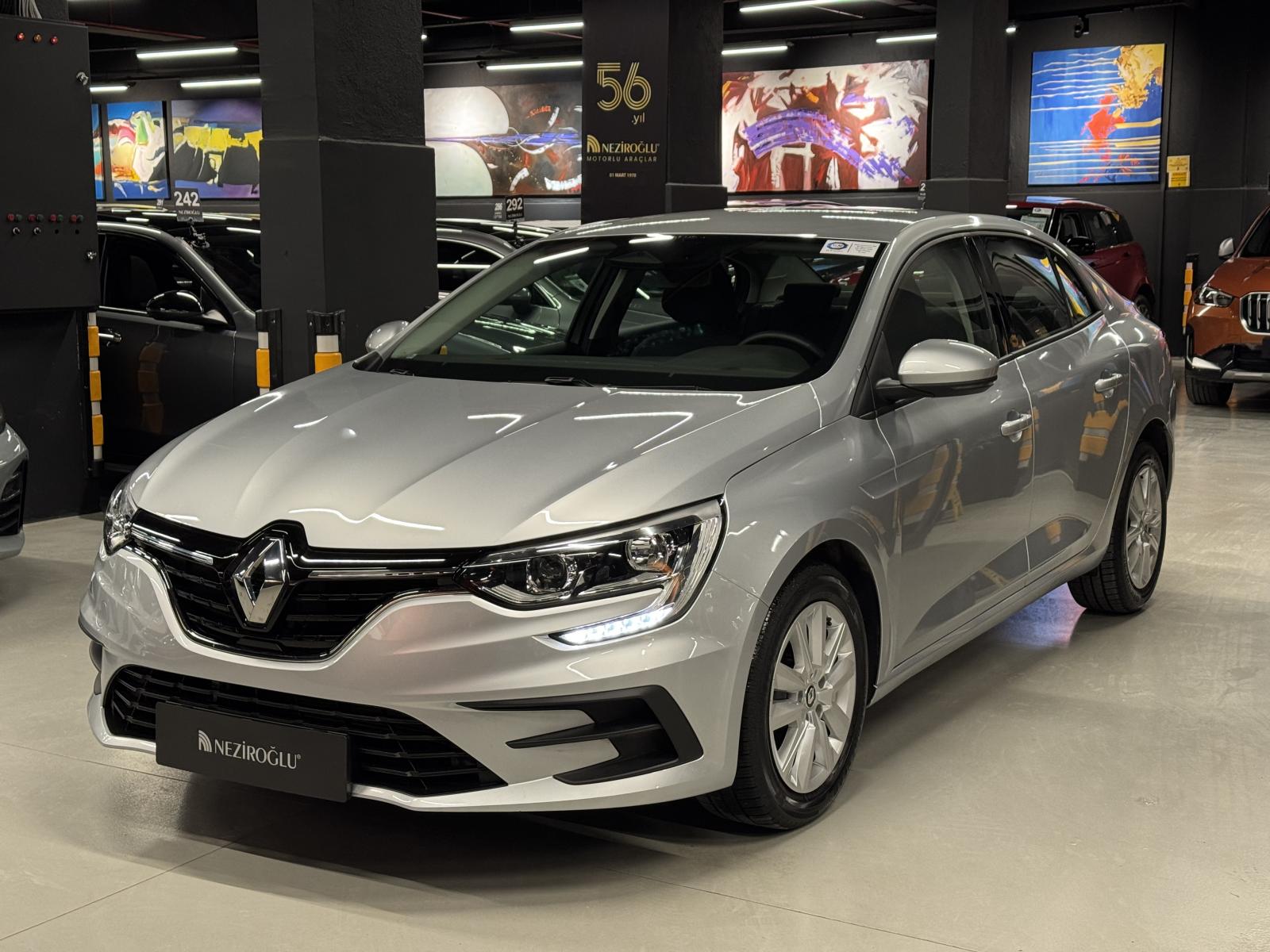 RENAULT MEGANE