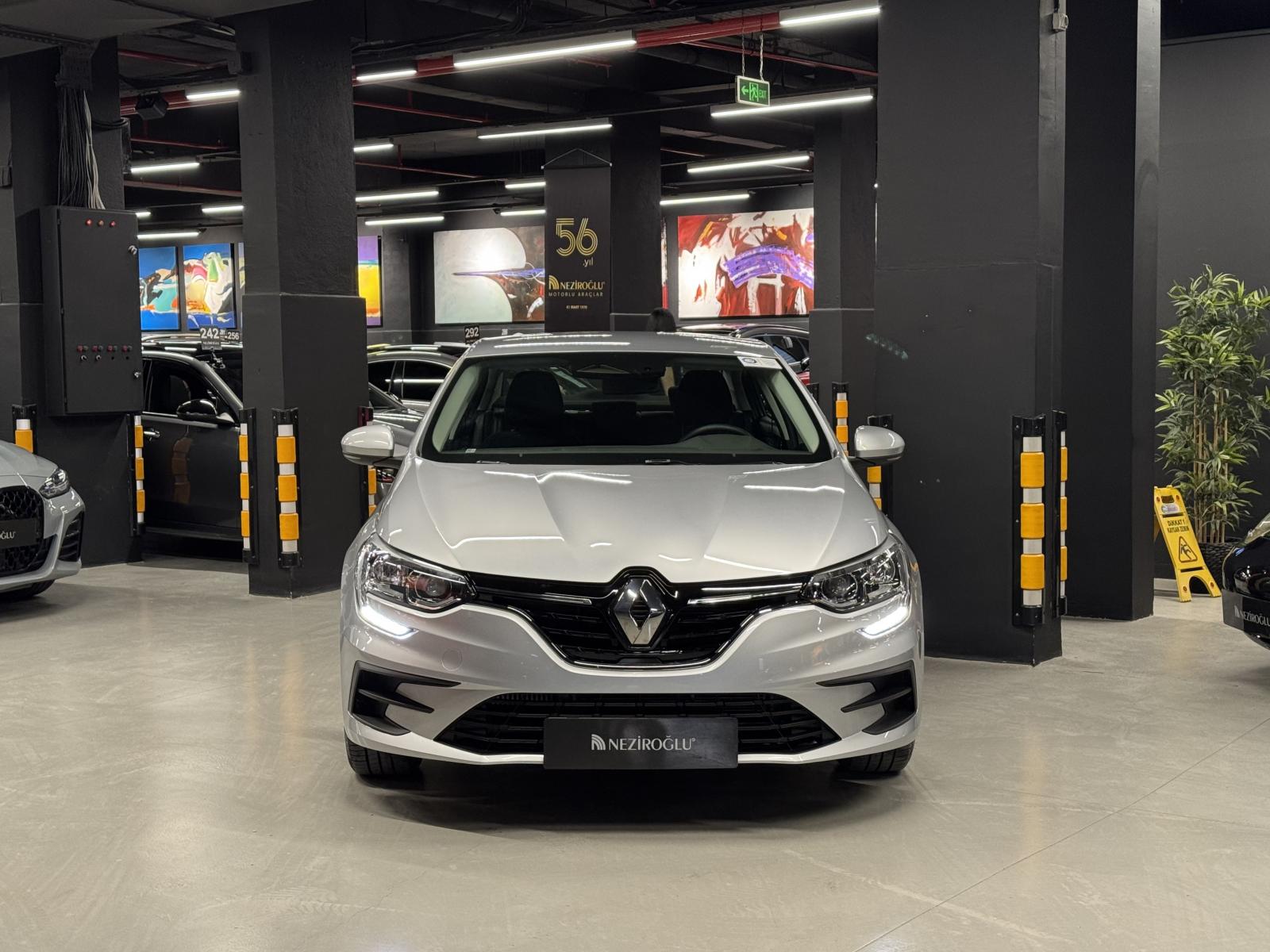 RENAULT MEGANE