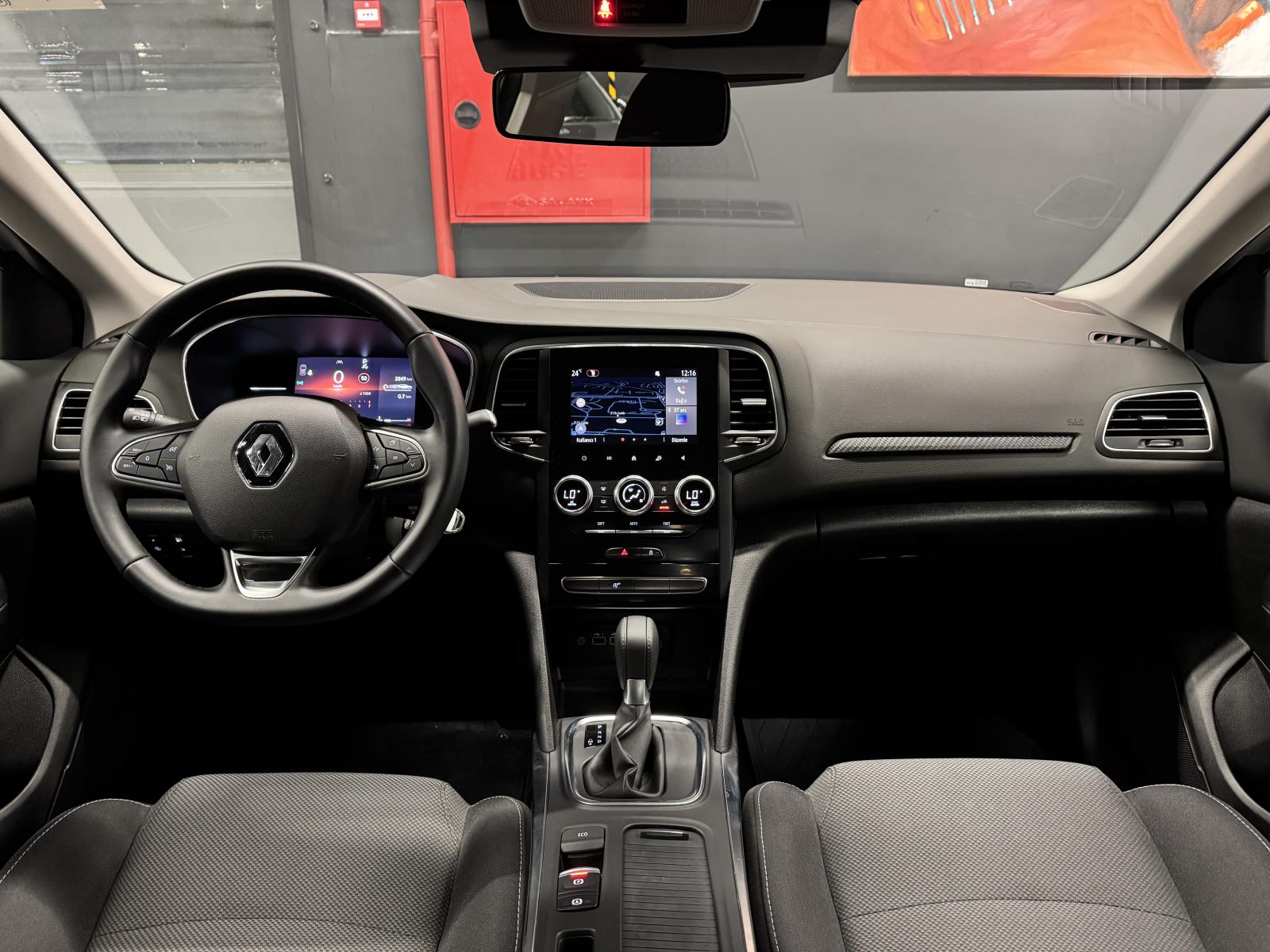 RENAULT MEGANE